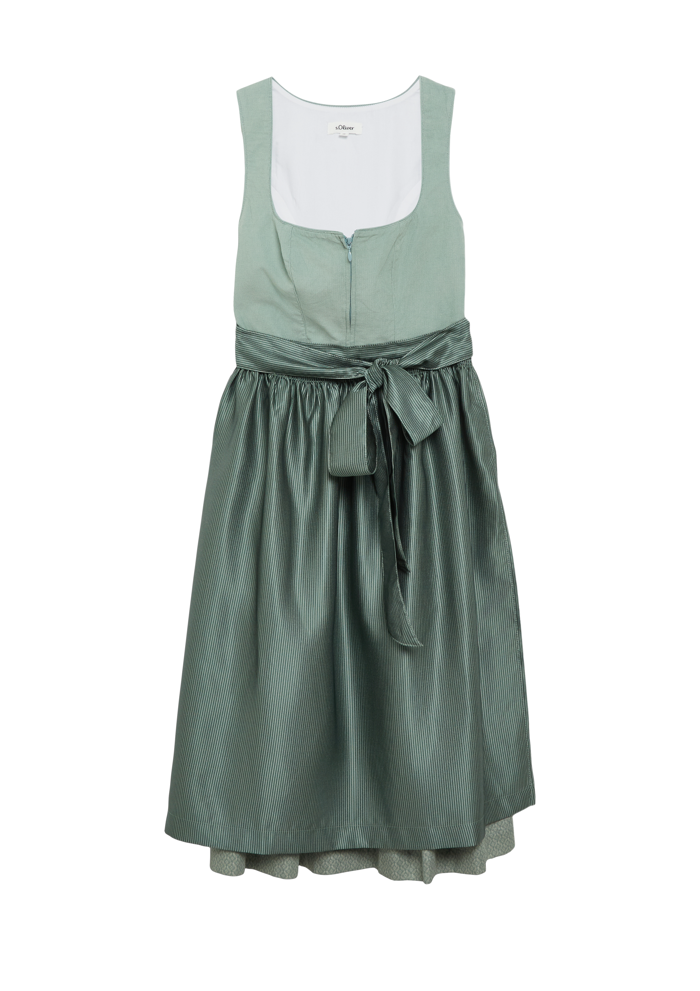Dirndlkleid mit Schürze