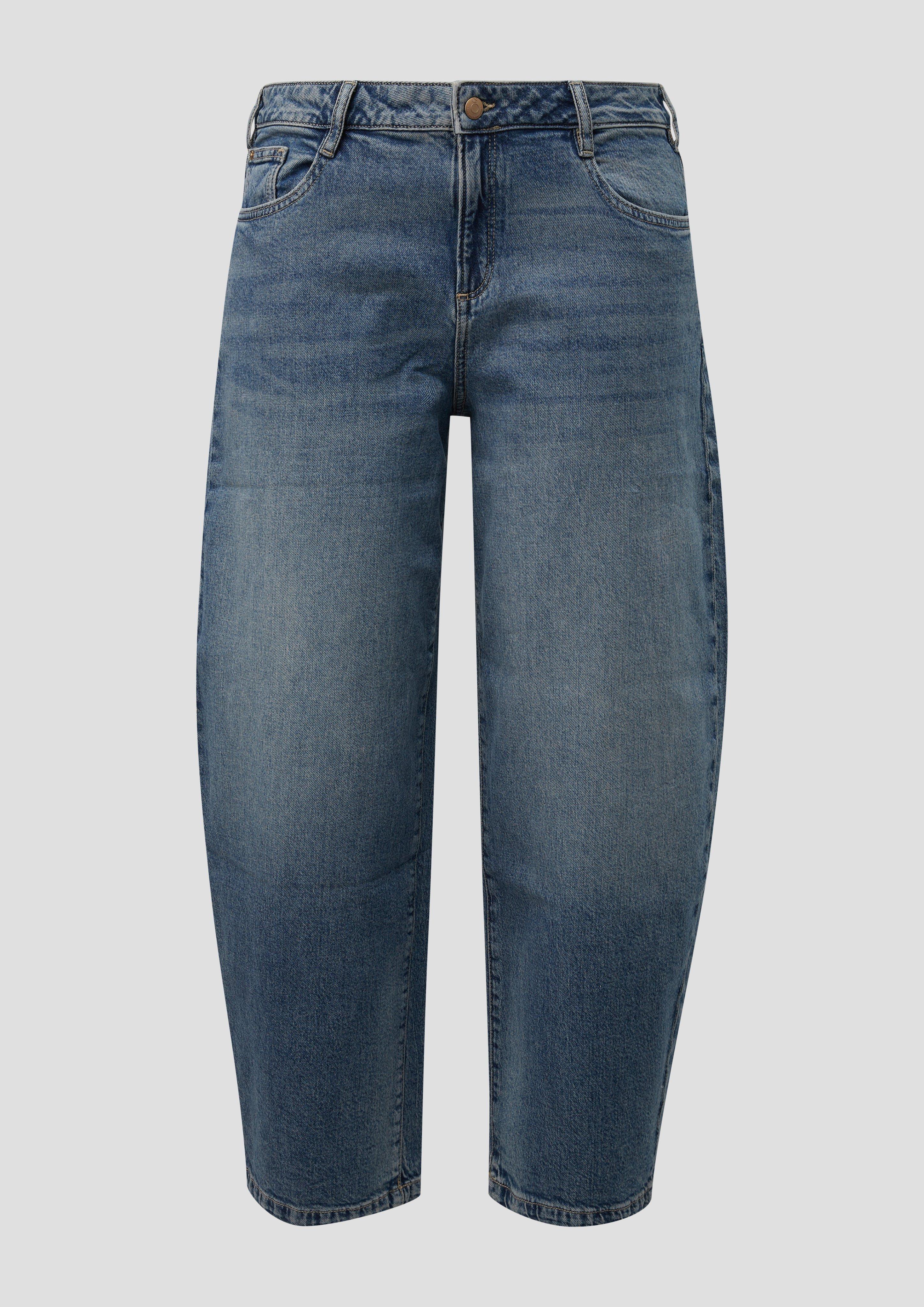 Women Barrel Jeans / Mid-Rise / Barrel Leg in blue by QS CURVE