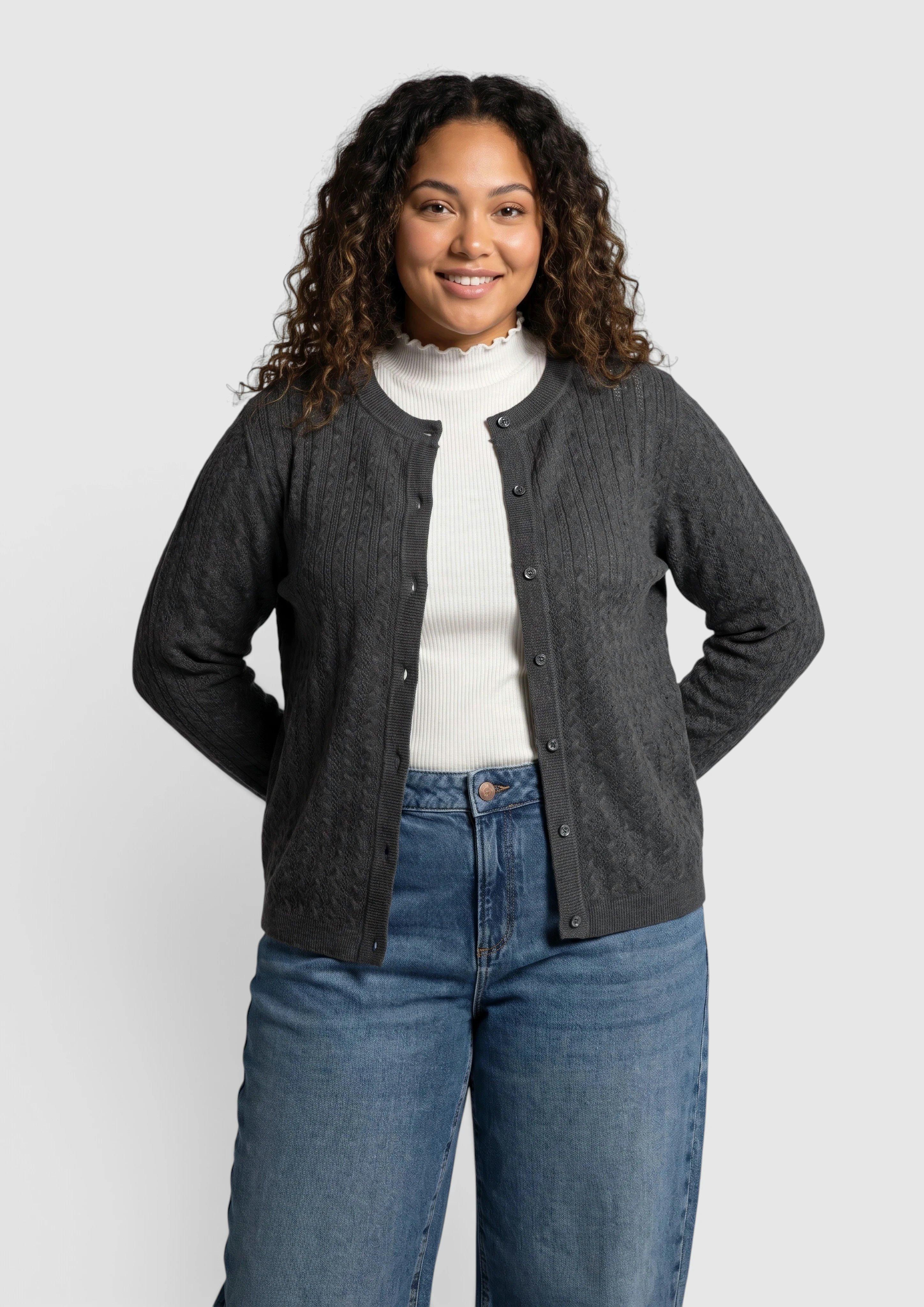 Feinstrickjacke mit Zopfmuster in Farbe dunkelgrau von QS CURVE