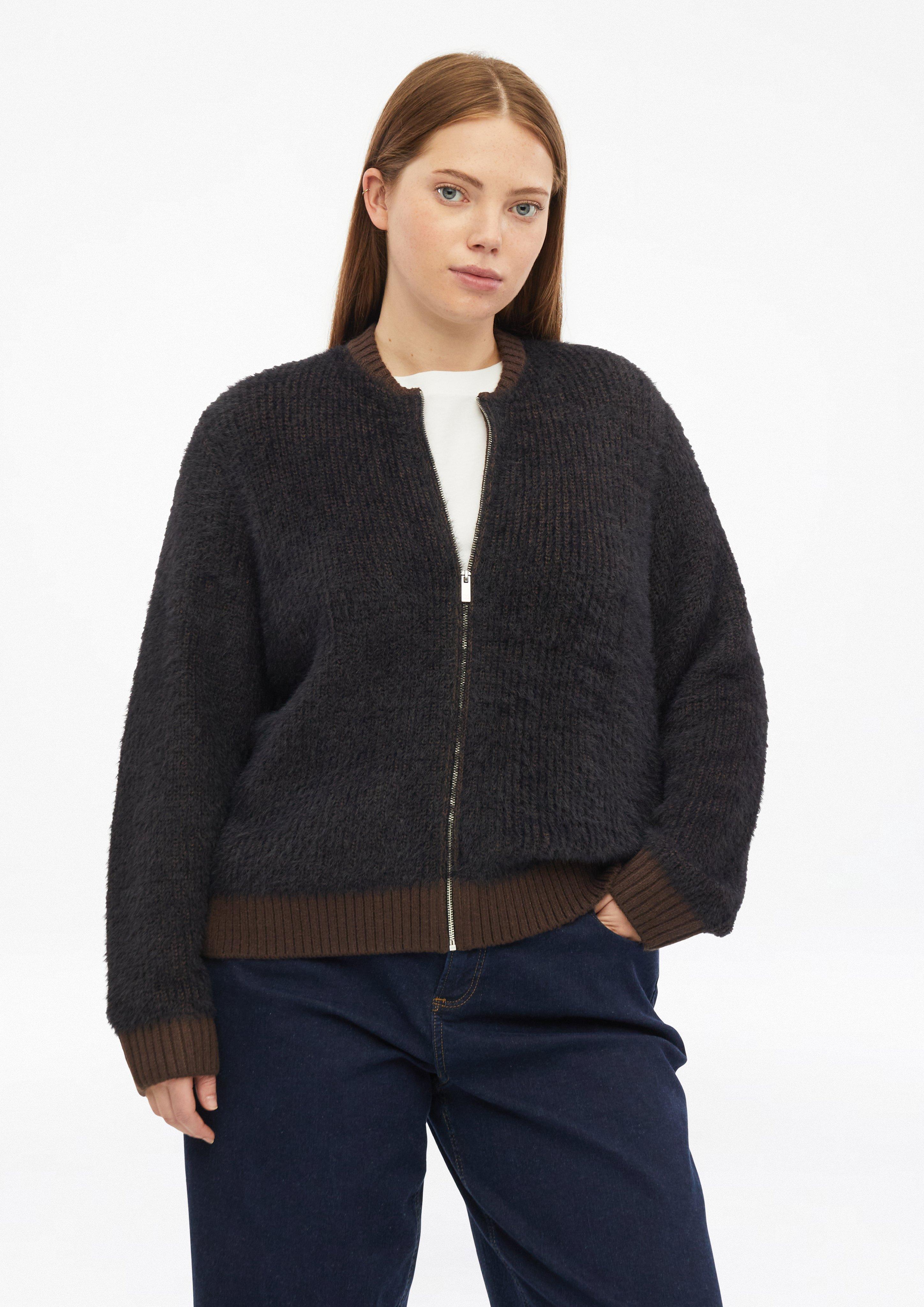 Flauschiger Strick-Blouson in Farbe dunkelbraun von QS CURVE