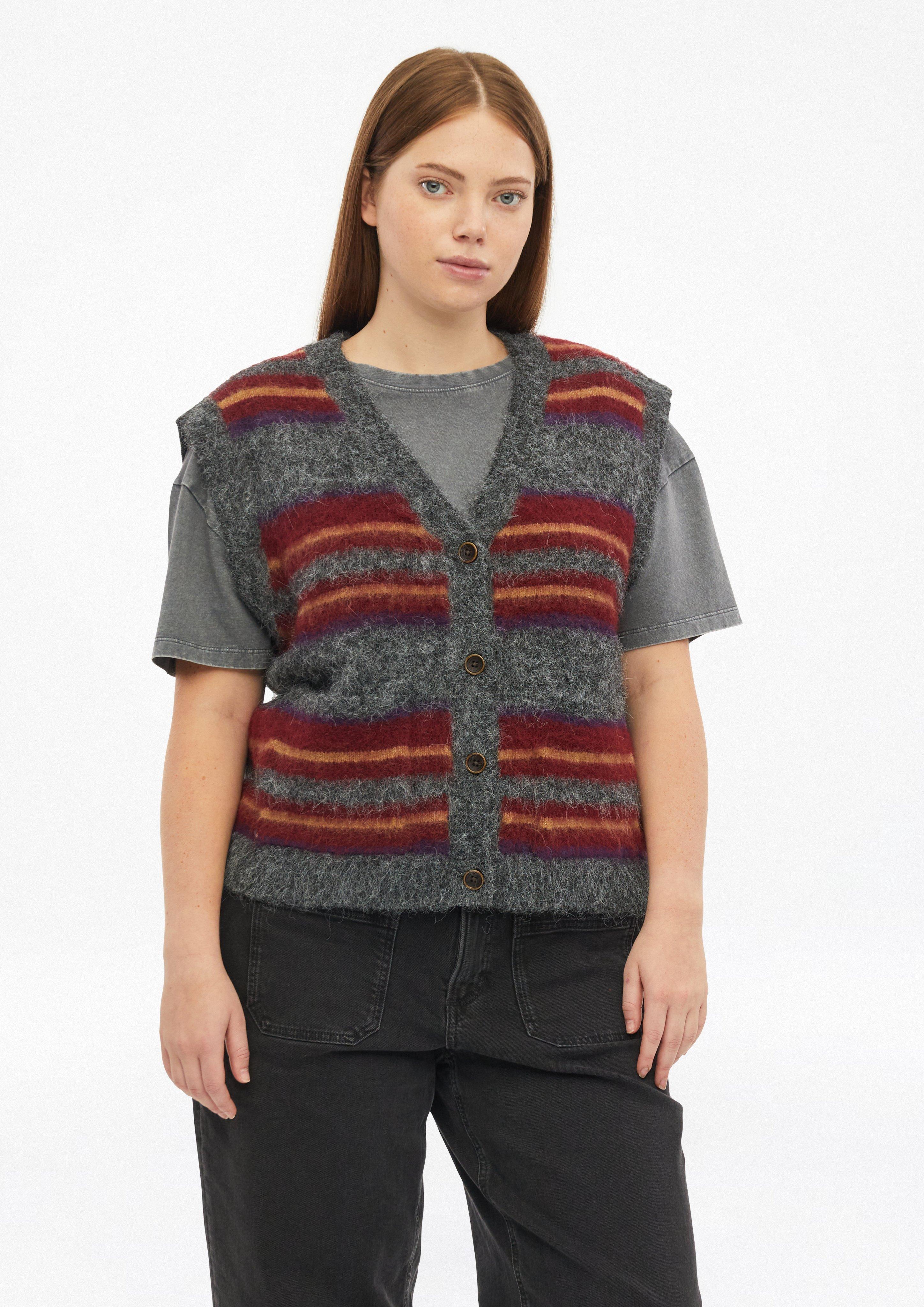 Gilet en maille douillette en gris foncé de QS CURVE
