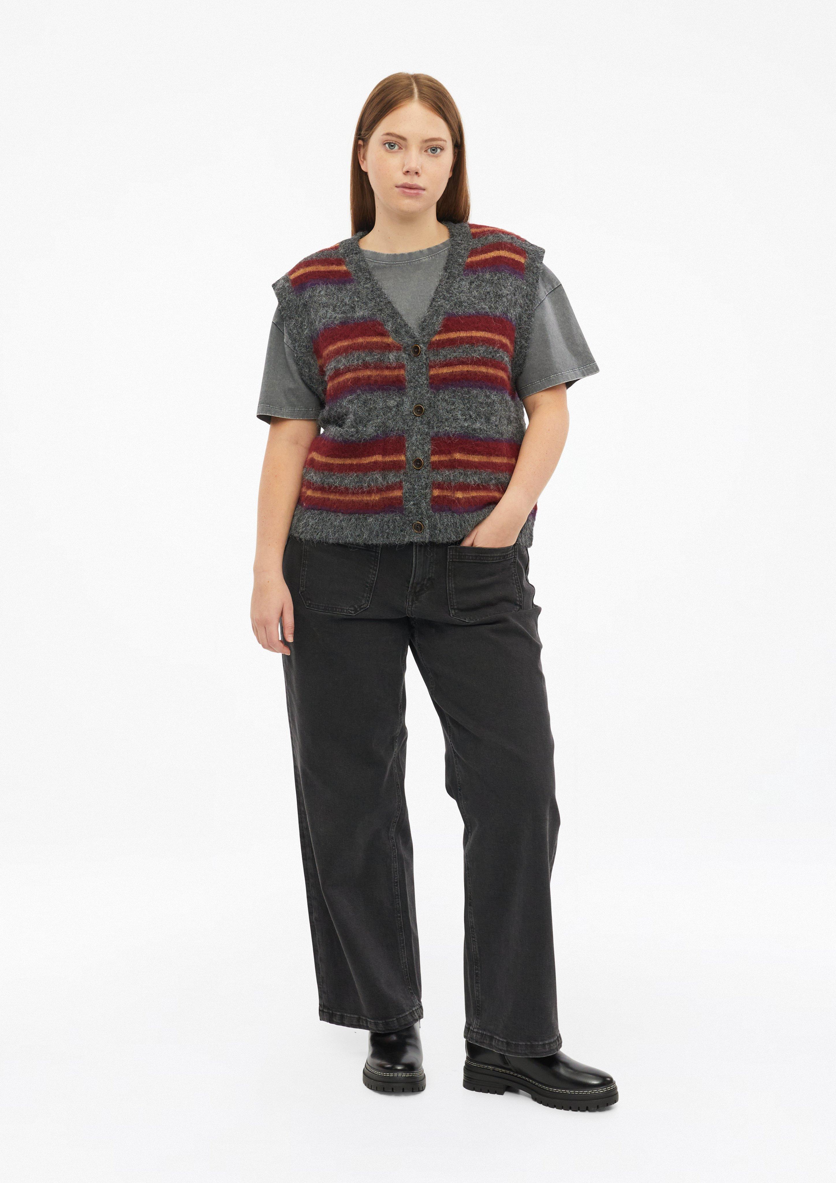 Damen Flauschige Strickweste in grau von QS CURVE