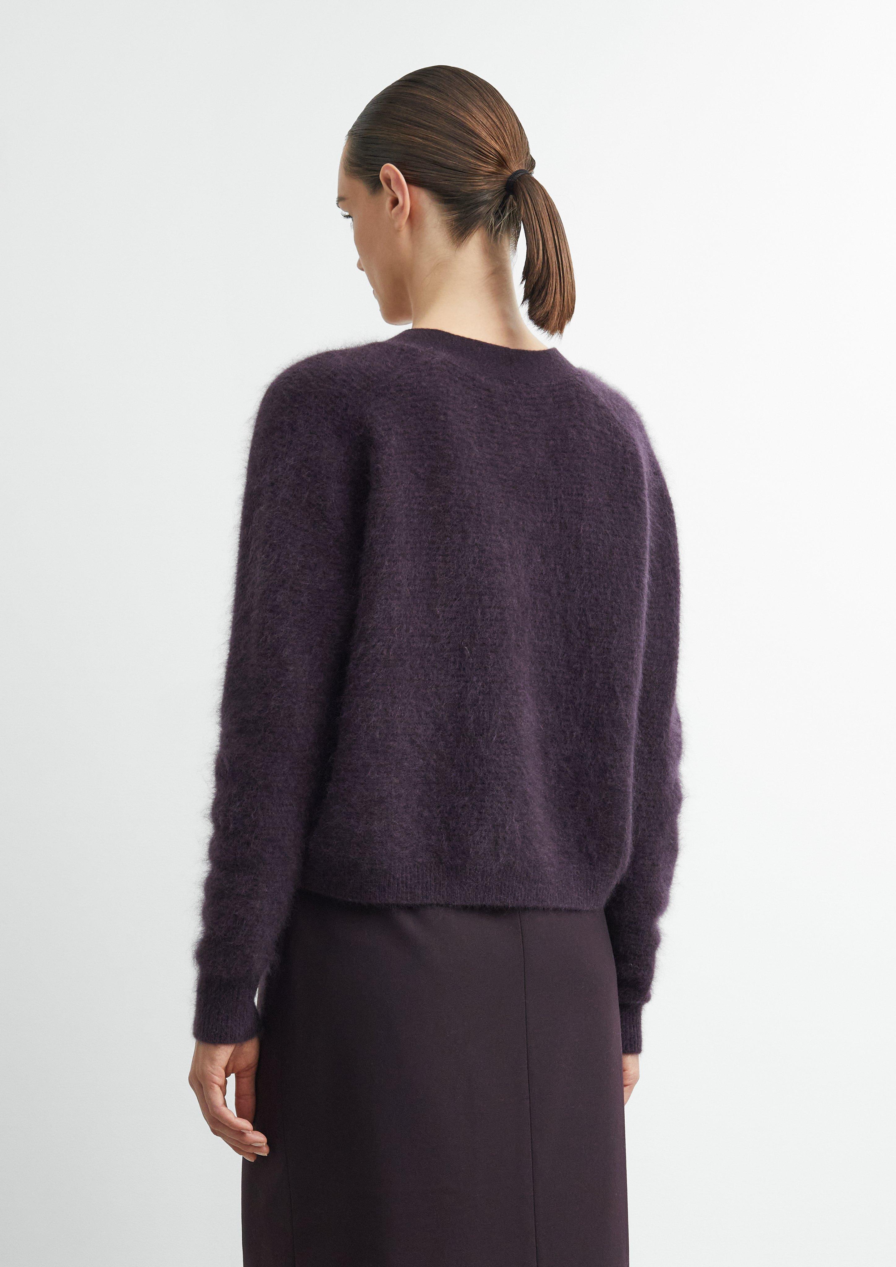 Strickjacke in lila von COMMA