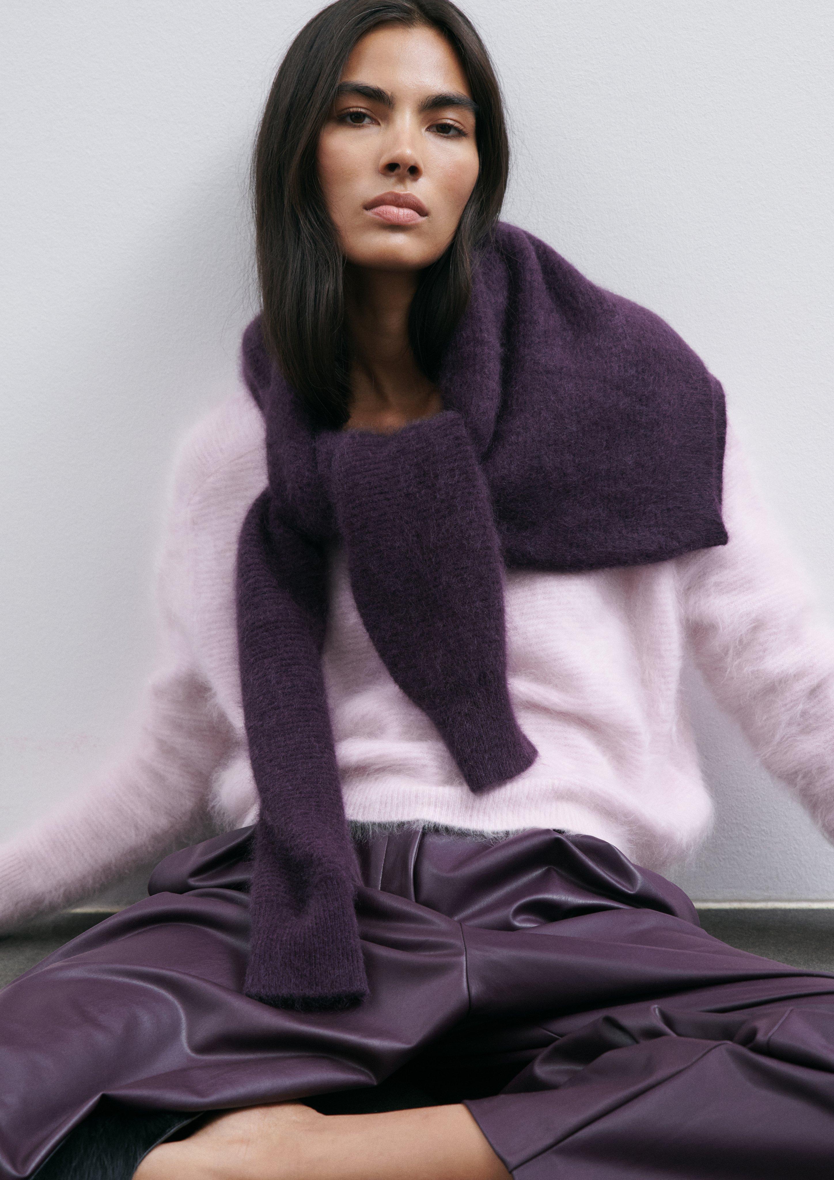 Strickpullover aus 100% Cashmere mit Relaxed Fit in Farbe aubergine von COMMA