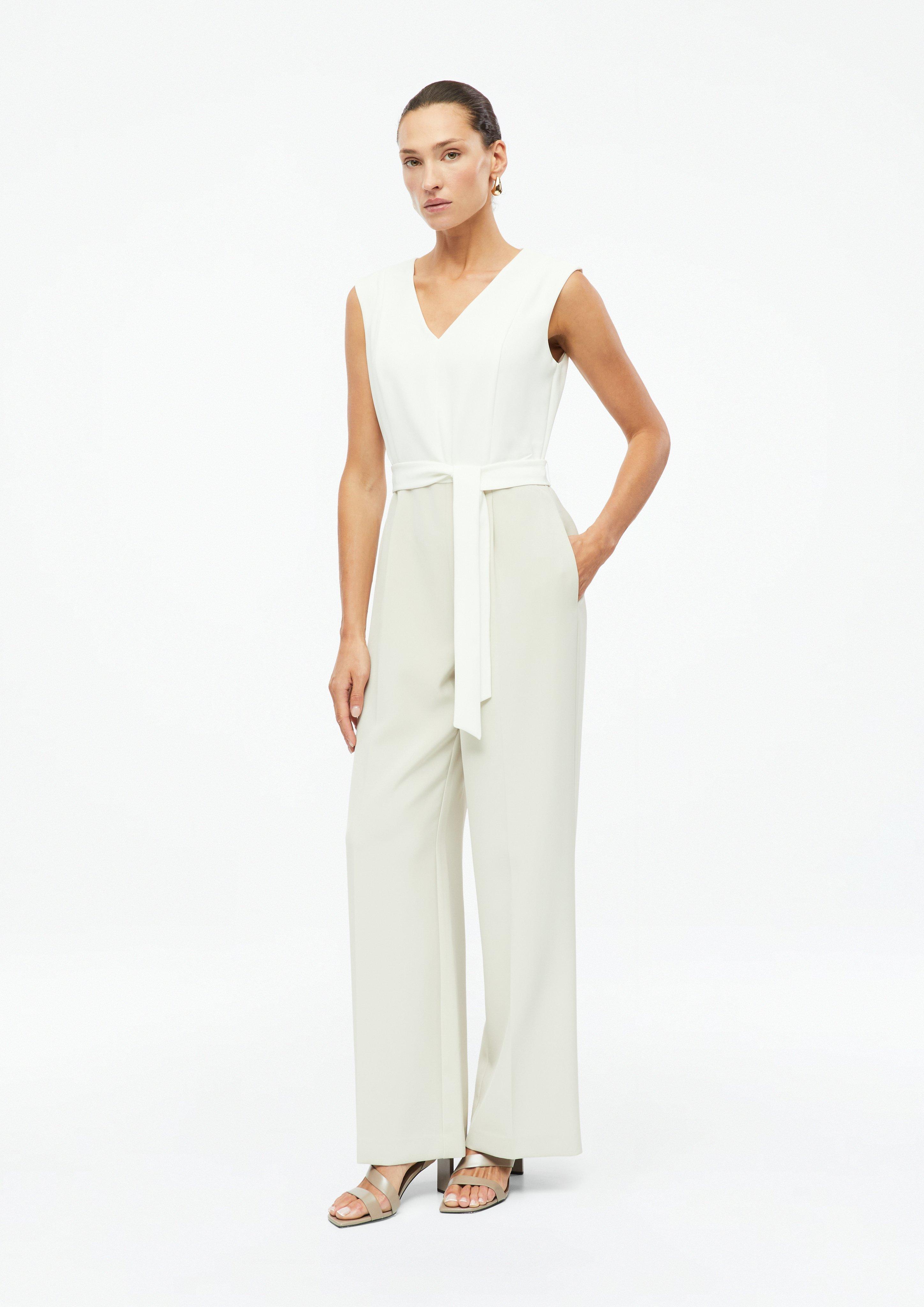 Femmes Combinaison fluide avec ceinture à nouer et poches en beige de s.Oliver BLACK LABEL