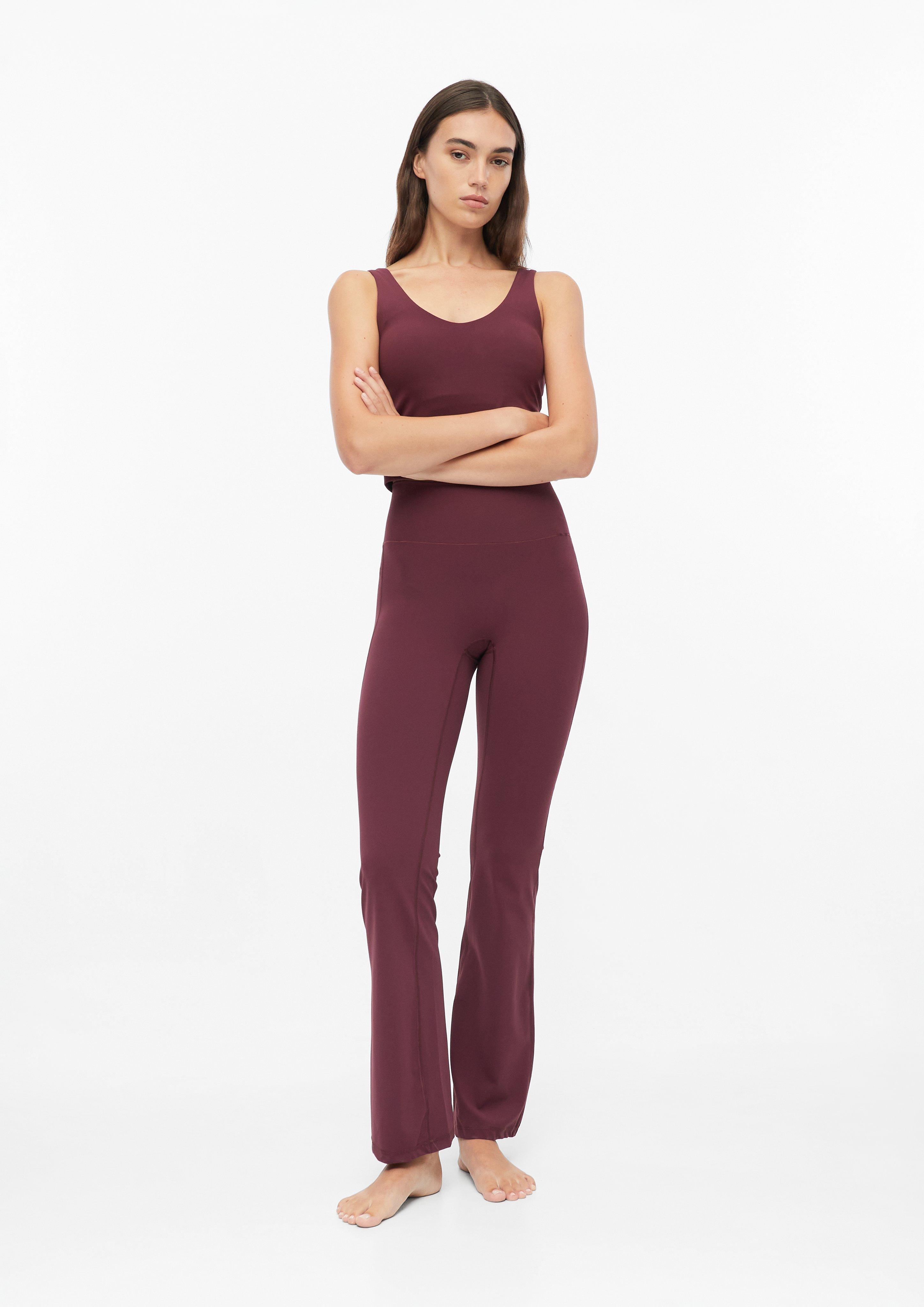 Women Stretchy athletic leggings with flared legs and a waistband pocket in red by s.Oliver