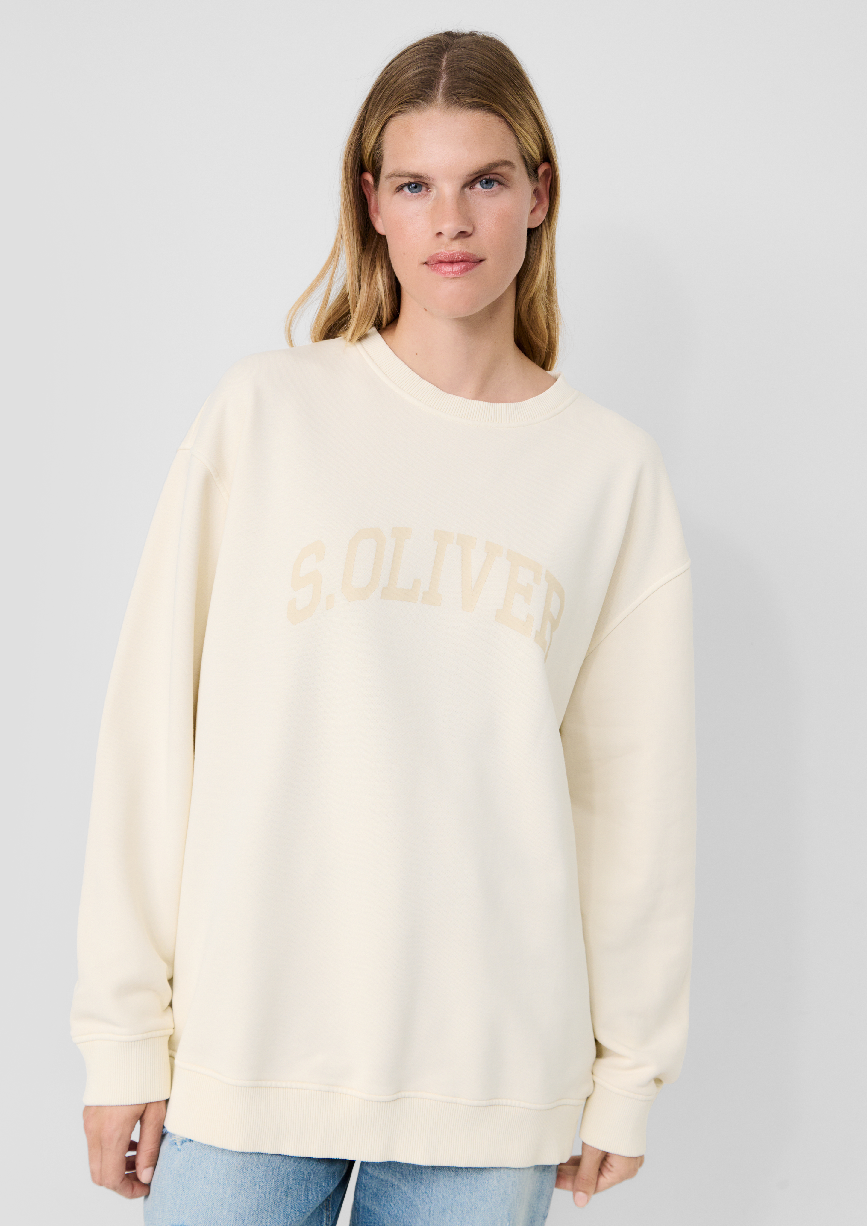Femmes s.Oliver x Heidi Klum : sweat-shirt à logo en crème de s.Oliver