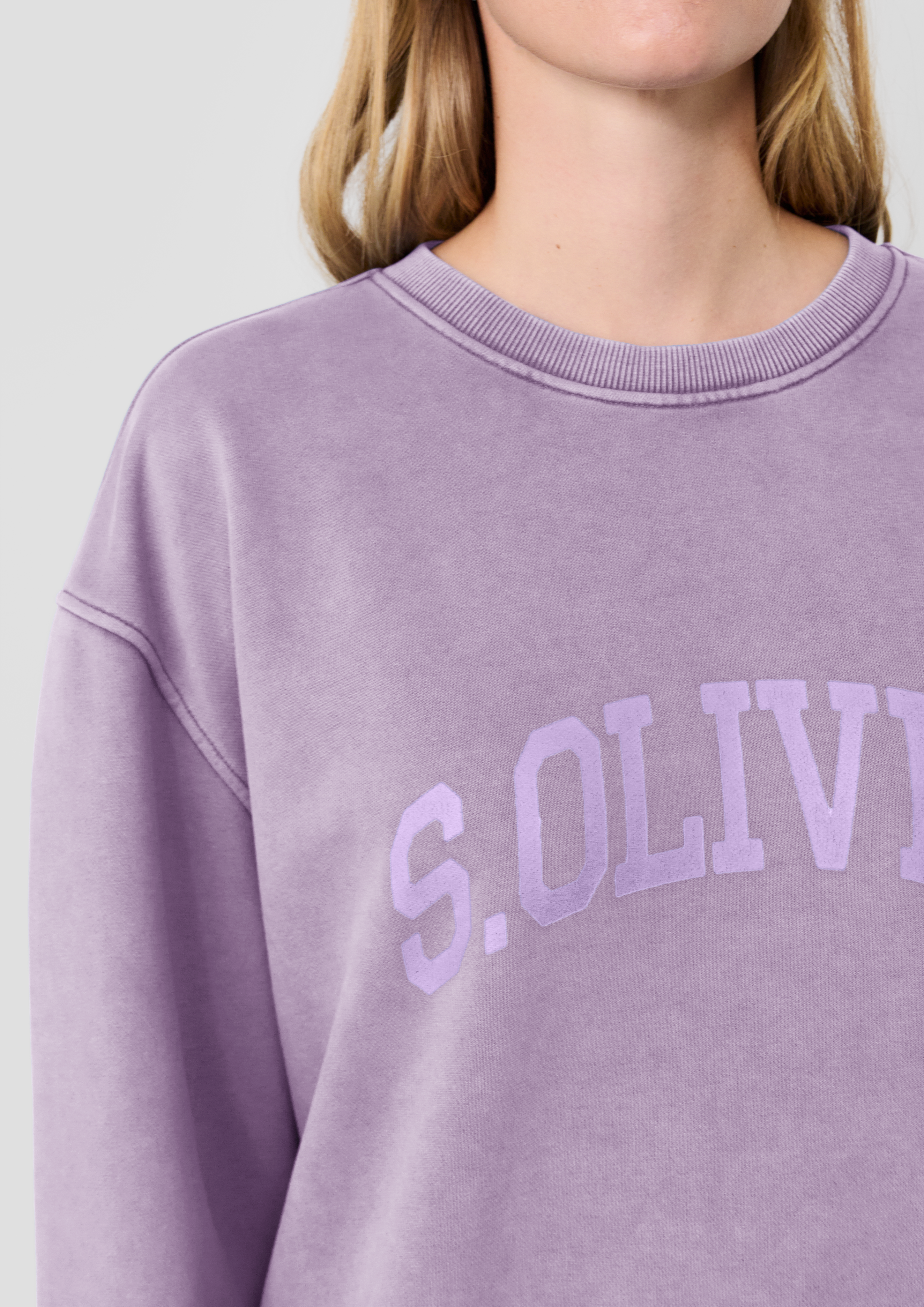 Femmes s.Oliver x Heidi Klum : sweat-shirt à logo en violet de s.Oliver