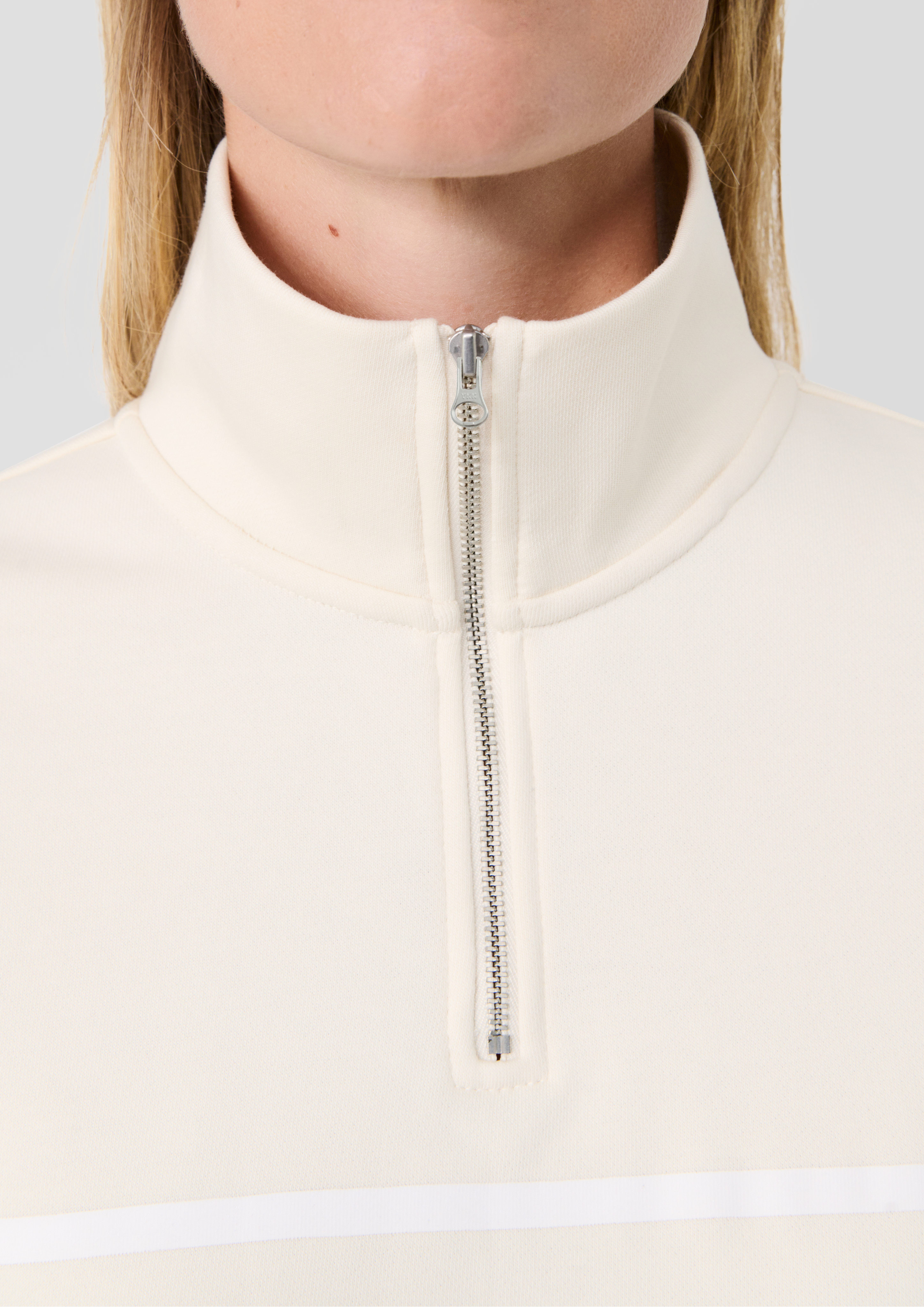 Femmes s.Oliver x Heidi Klum : sweat-shirt camionneur à logo en crème de s.Oliver