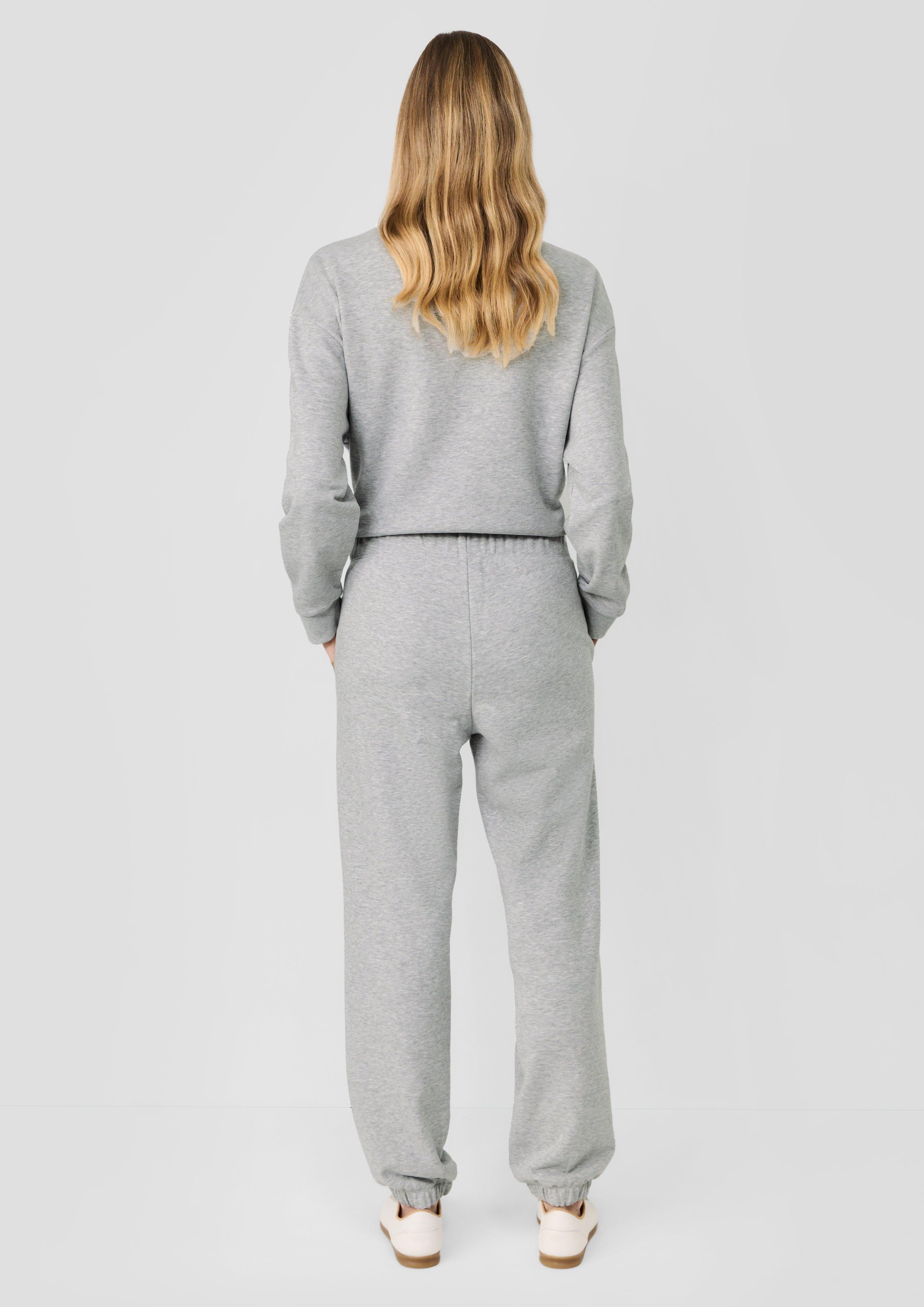 Femmes s.Oliver x Heidi Klum : pantalon de jogging à logo en gris de s.Oliver