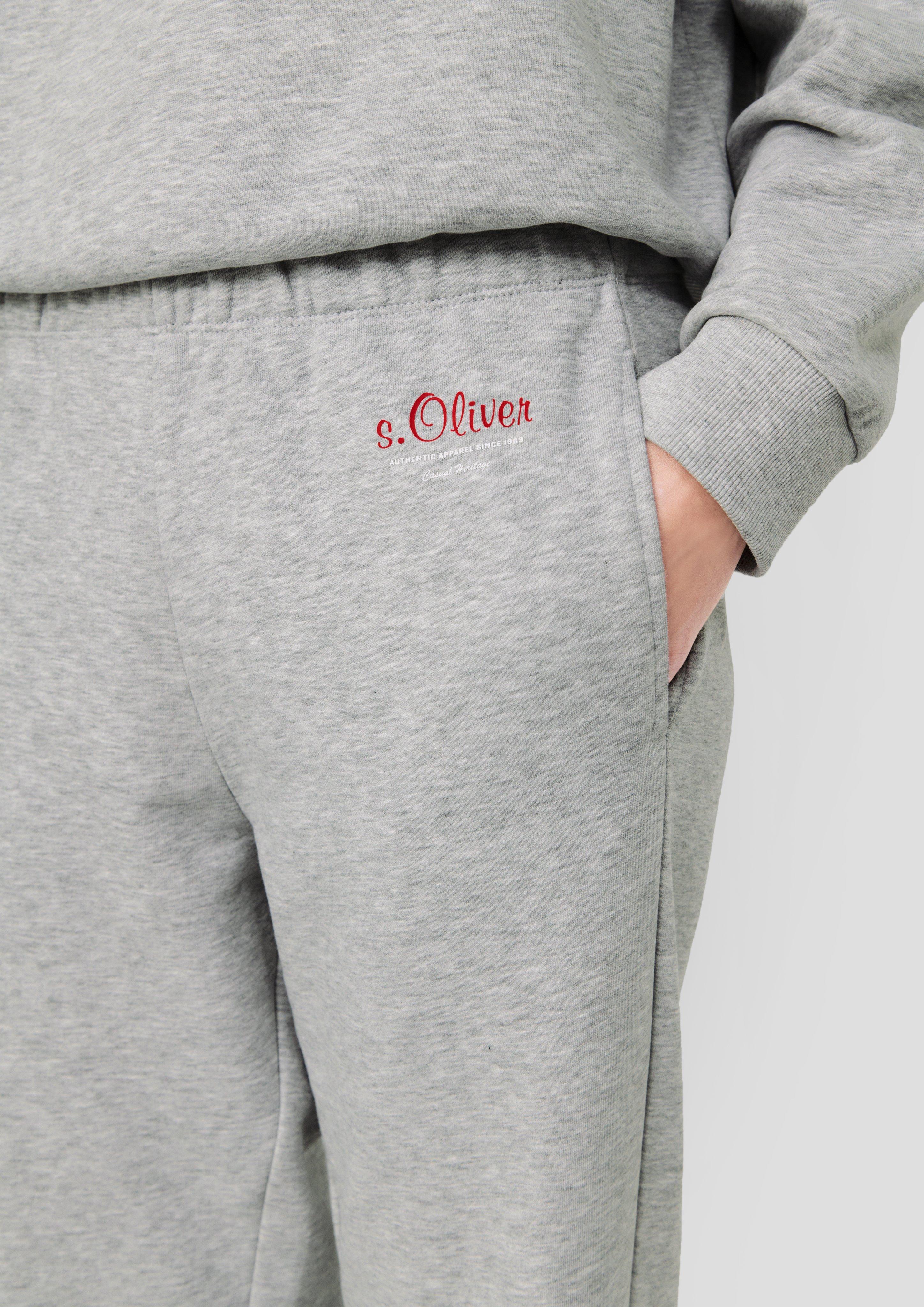 Femmes s.Oliver x Heidi Klum : pantalon de jogging à logo en gris de s.Oliver