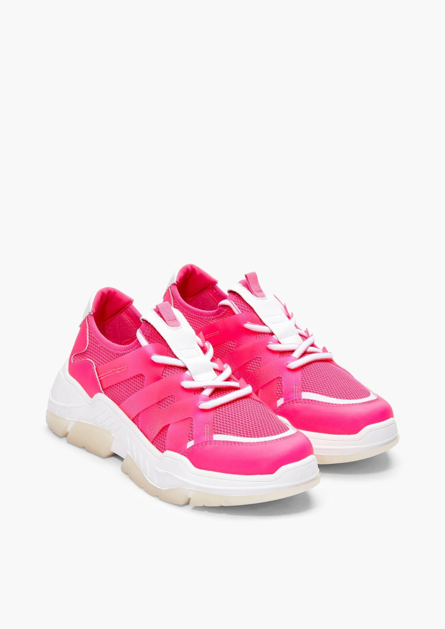 Product sibling Sneakers
