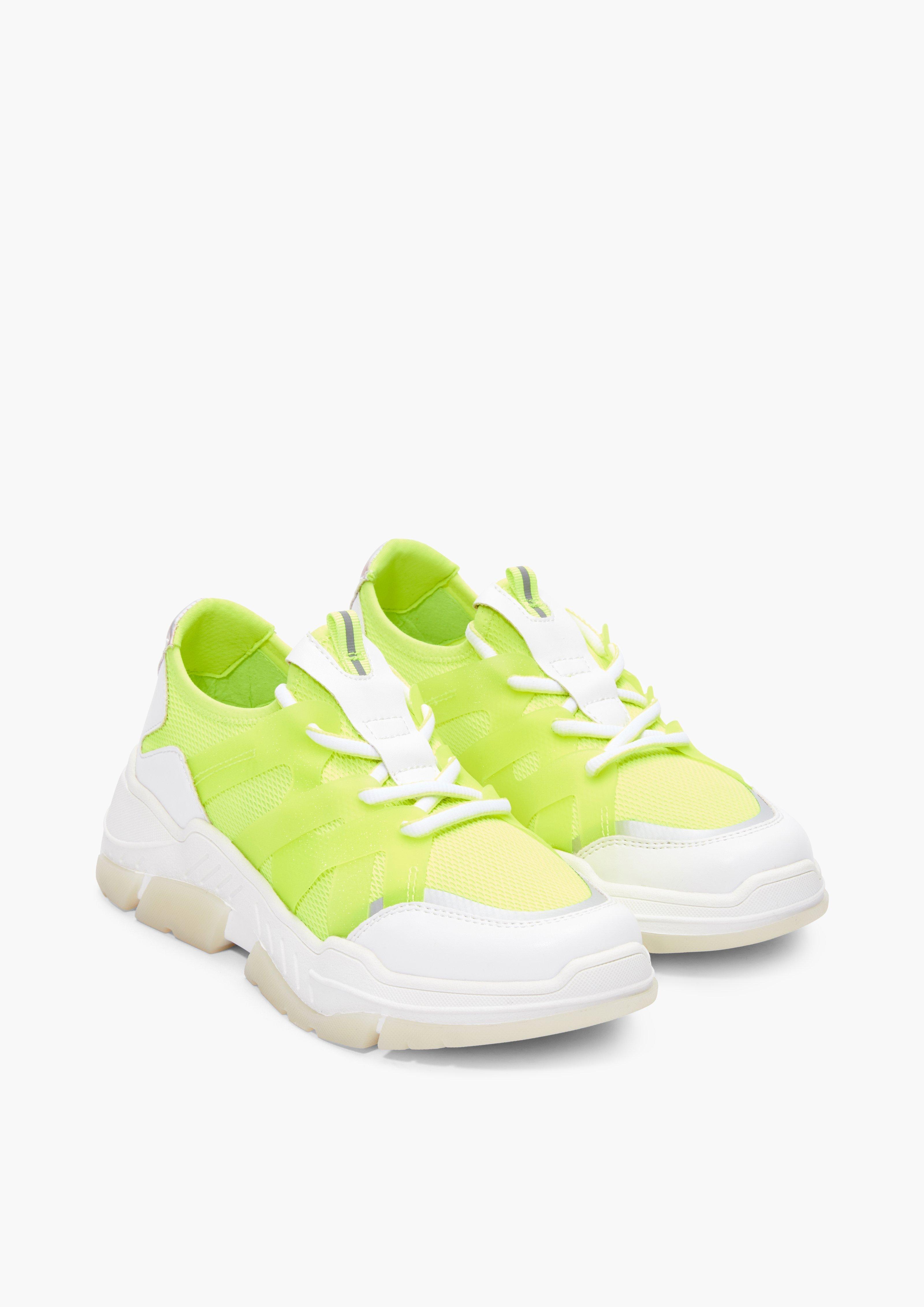 Product sibling Sneakers