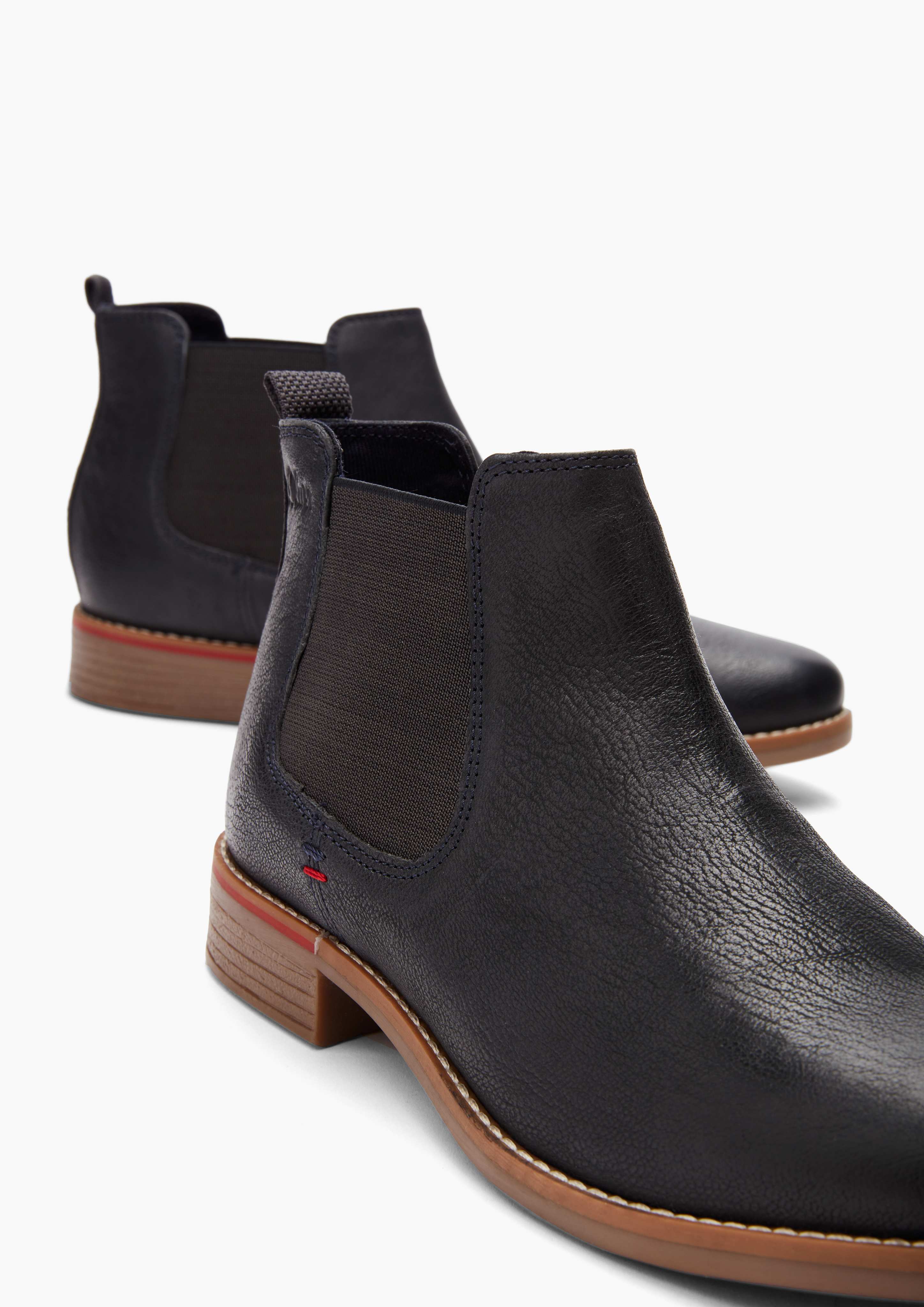 Enkellaarsjes in 805