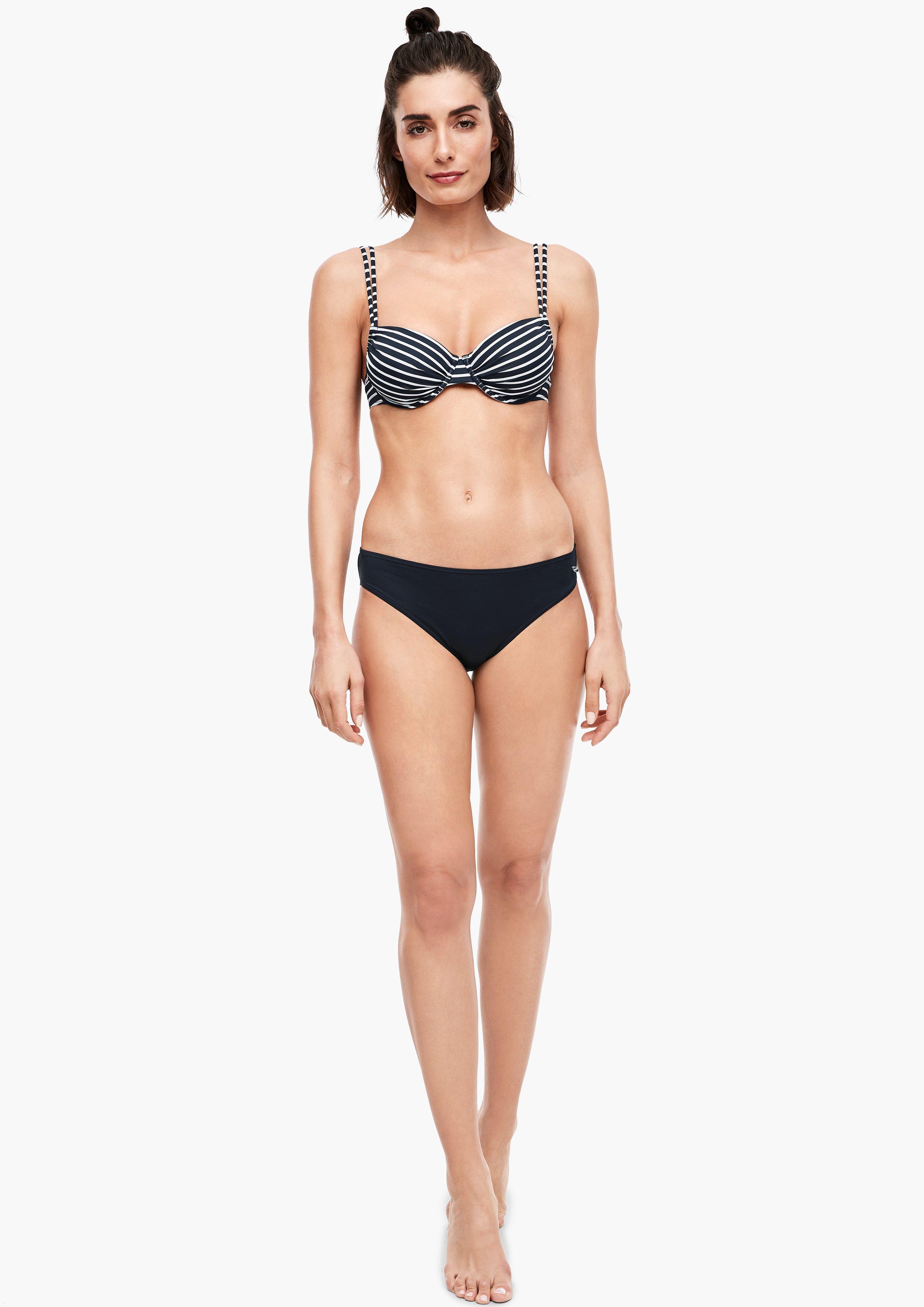 Bikinibroekjes in 9999