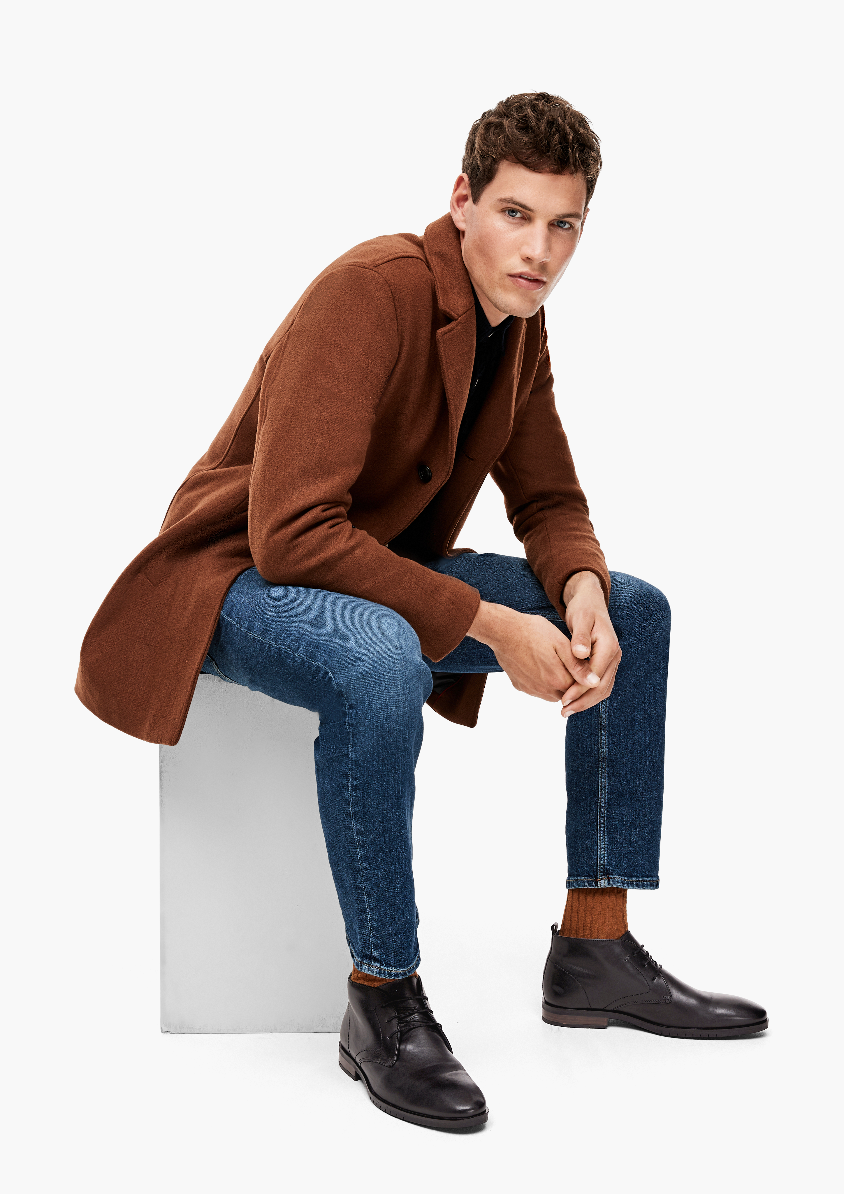 Schnürschuhe in 001