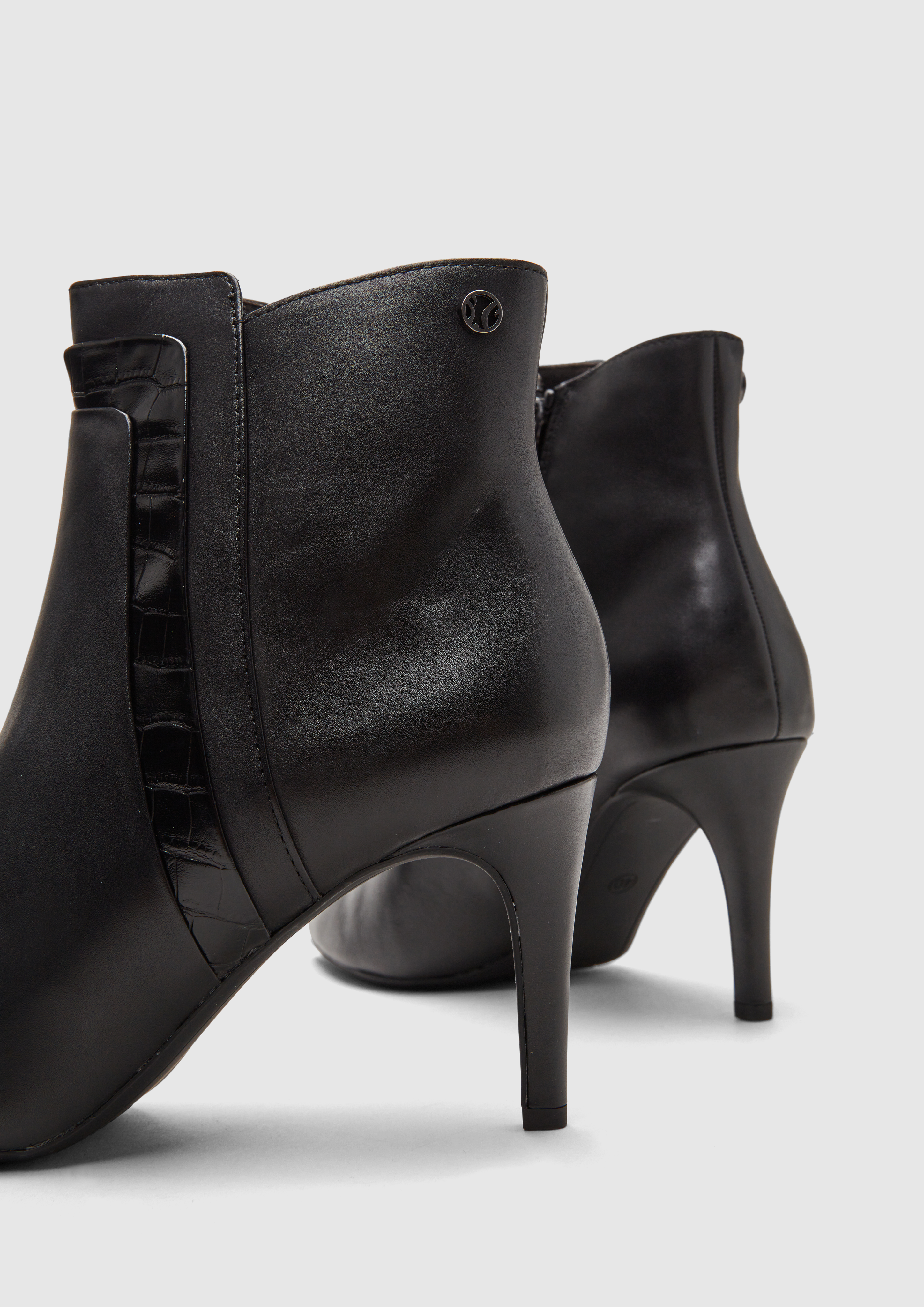 Enkellaarsjes in 001