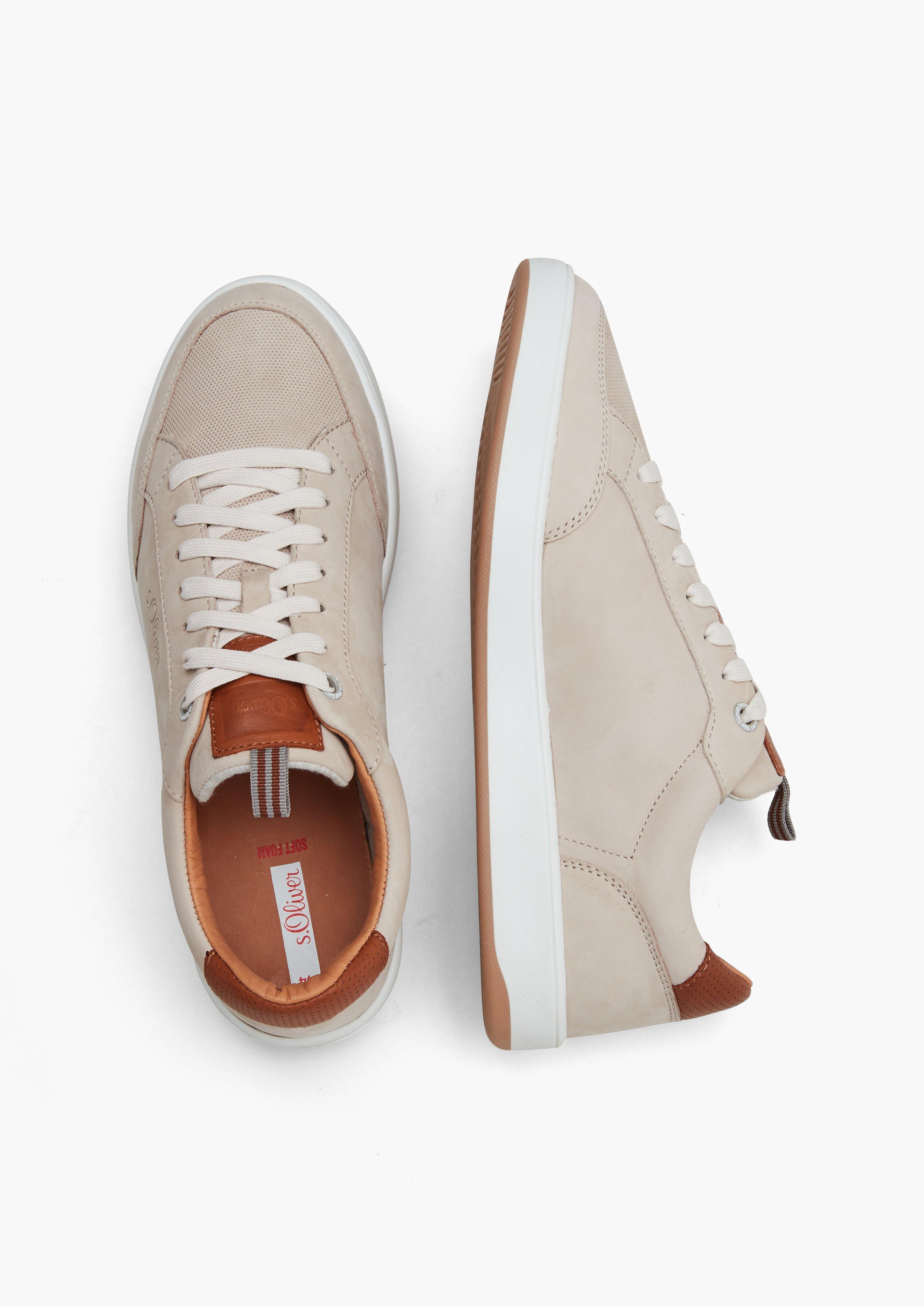 Leder-Sneaker in 341