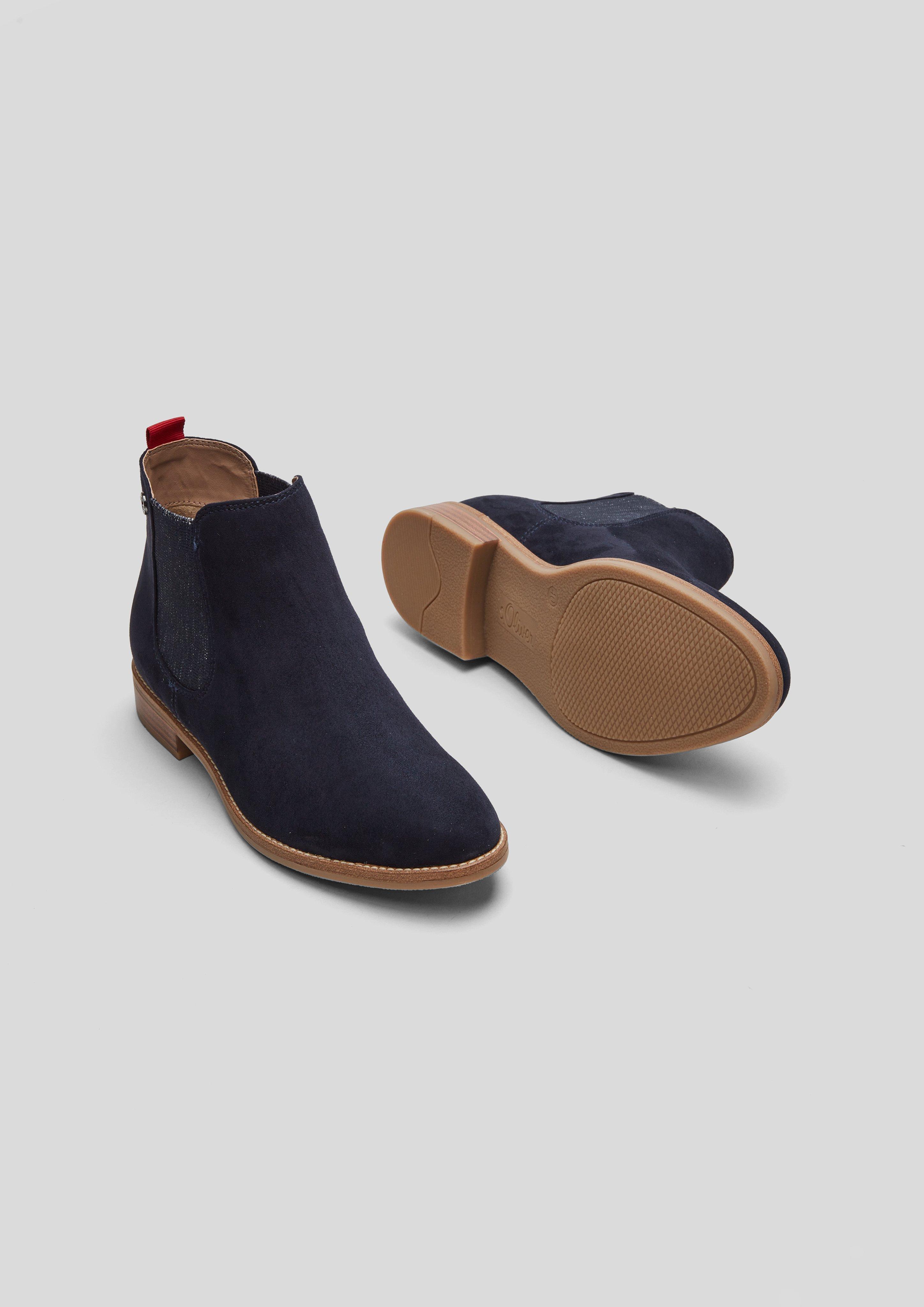 Enkellaarsjes in 805