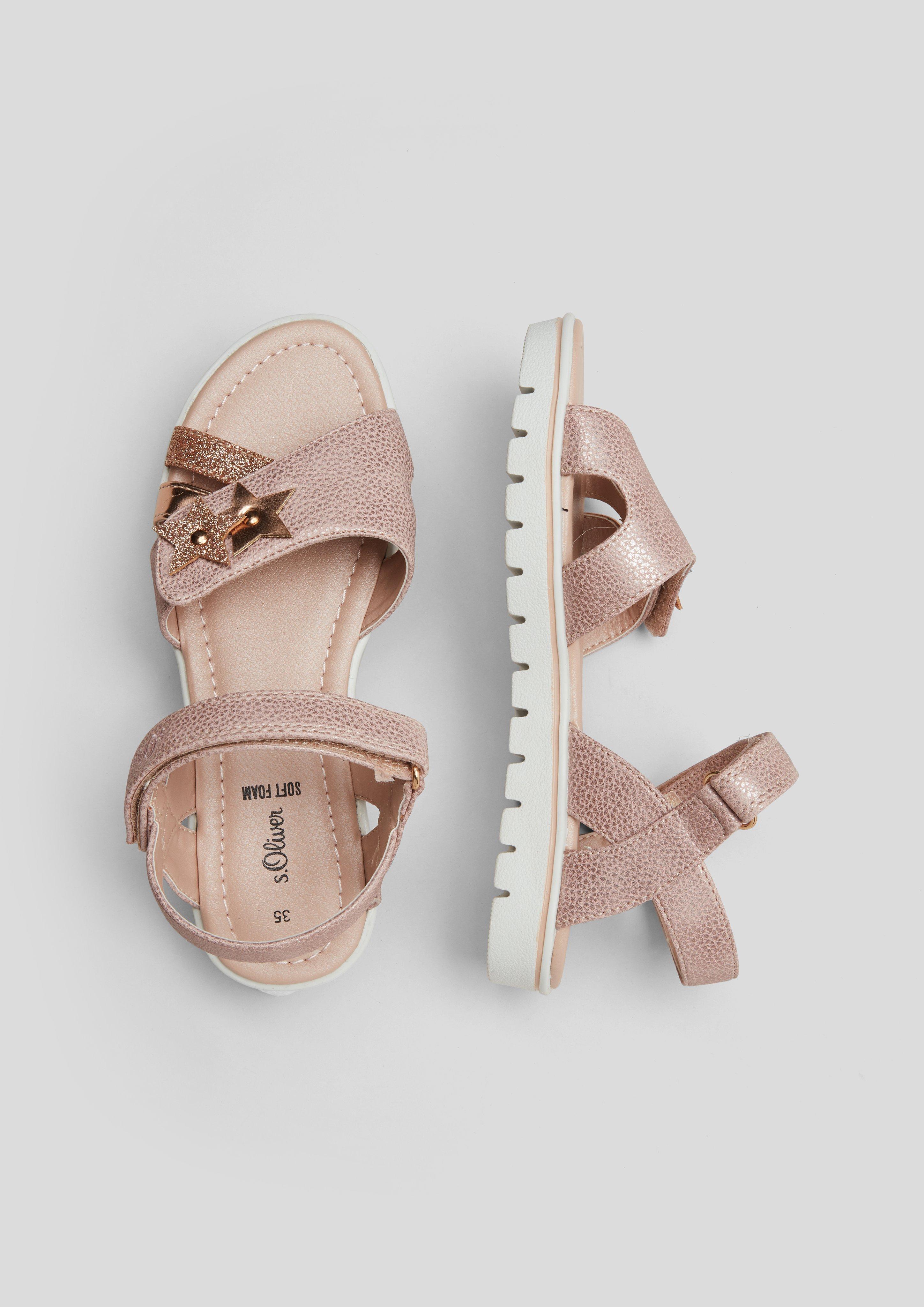 Kunstleder-Sandalen in 250