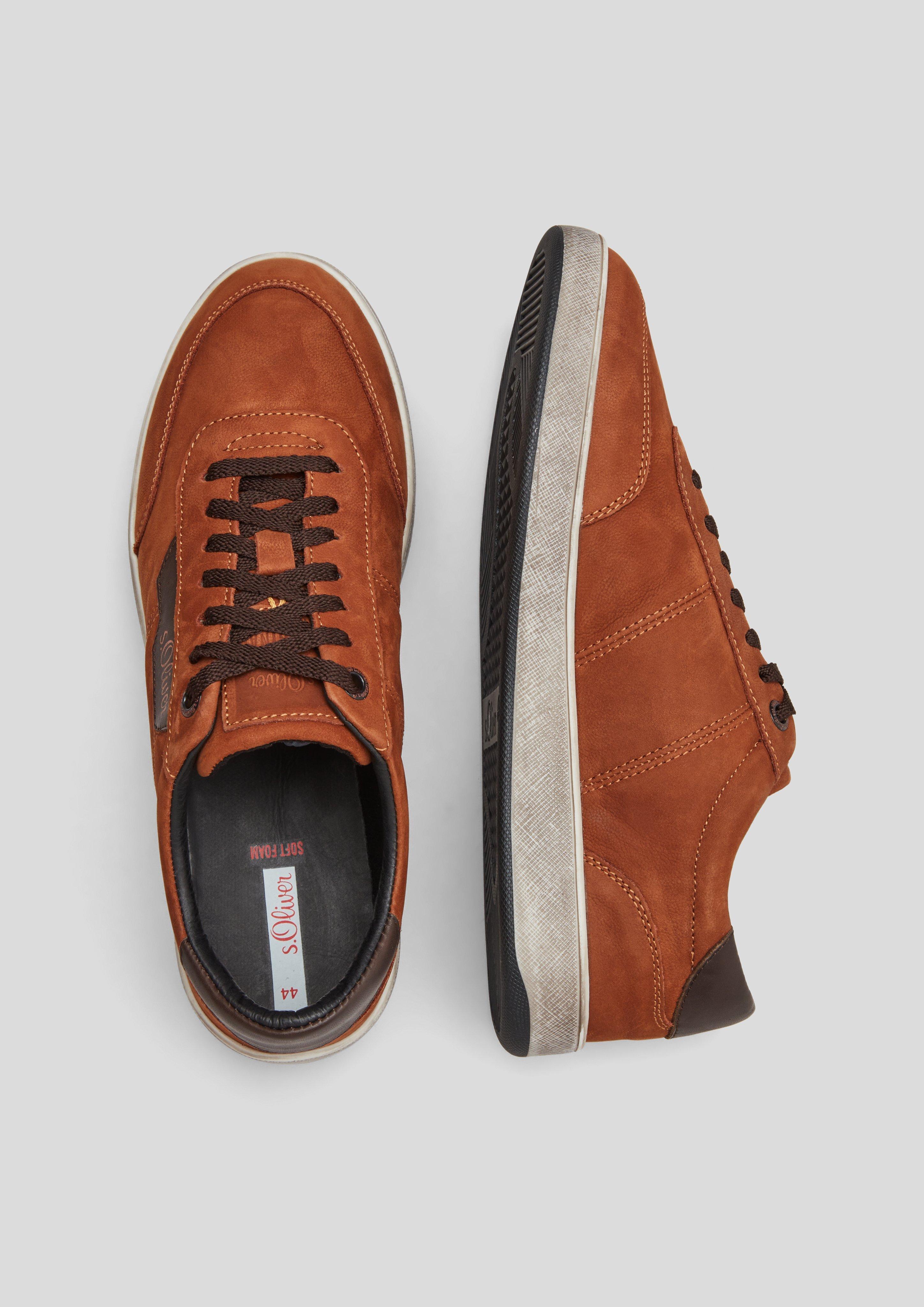 Leren sneakers in 305