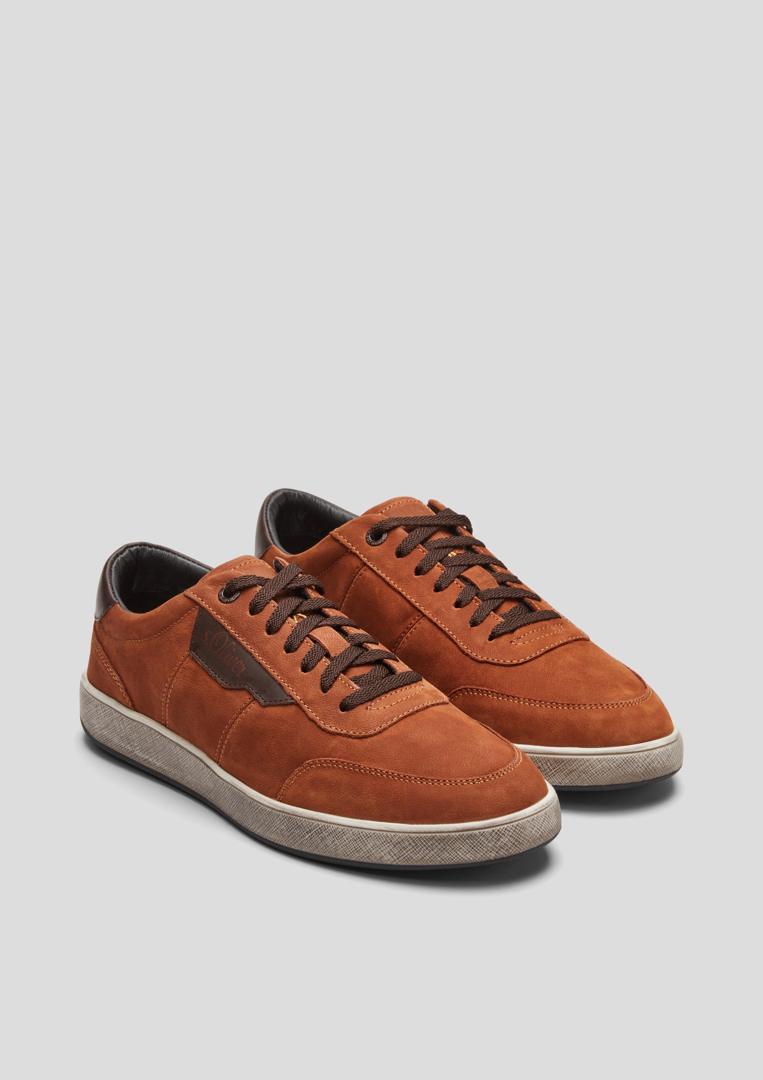 Leren sneakers in 305