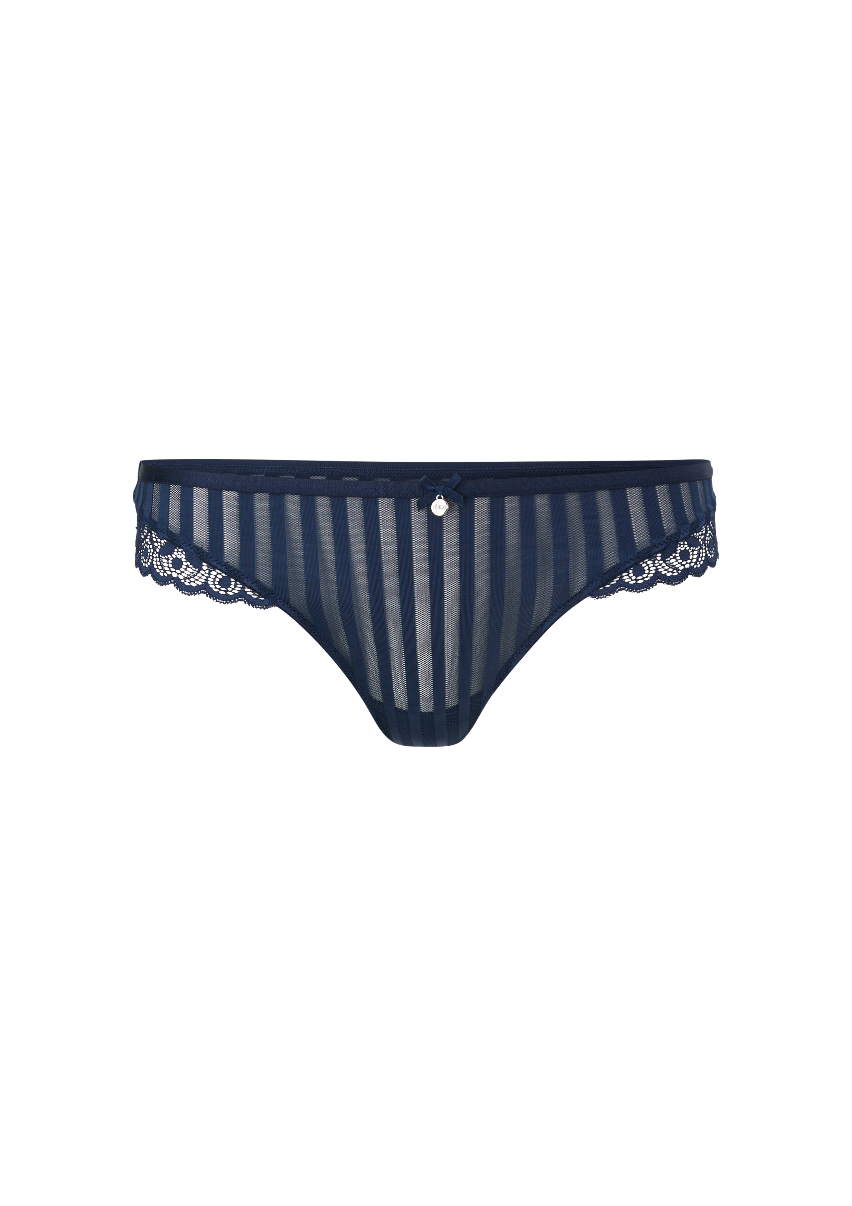 String in halftransparante look