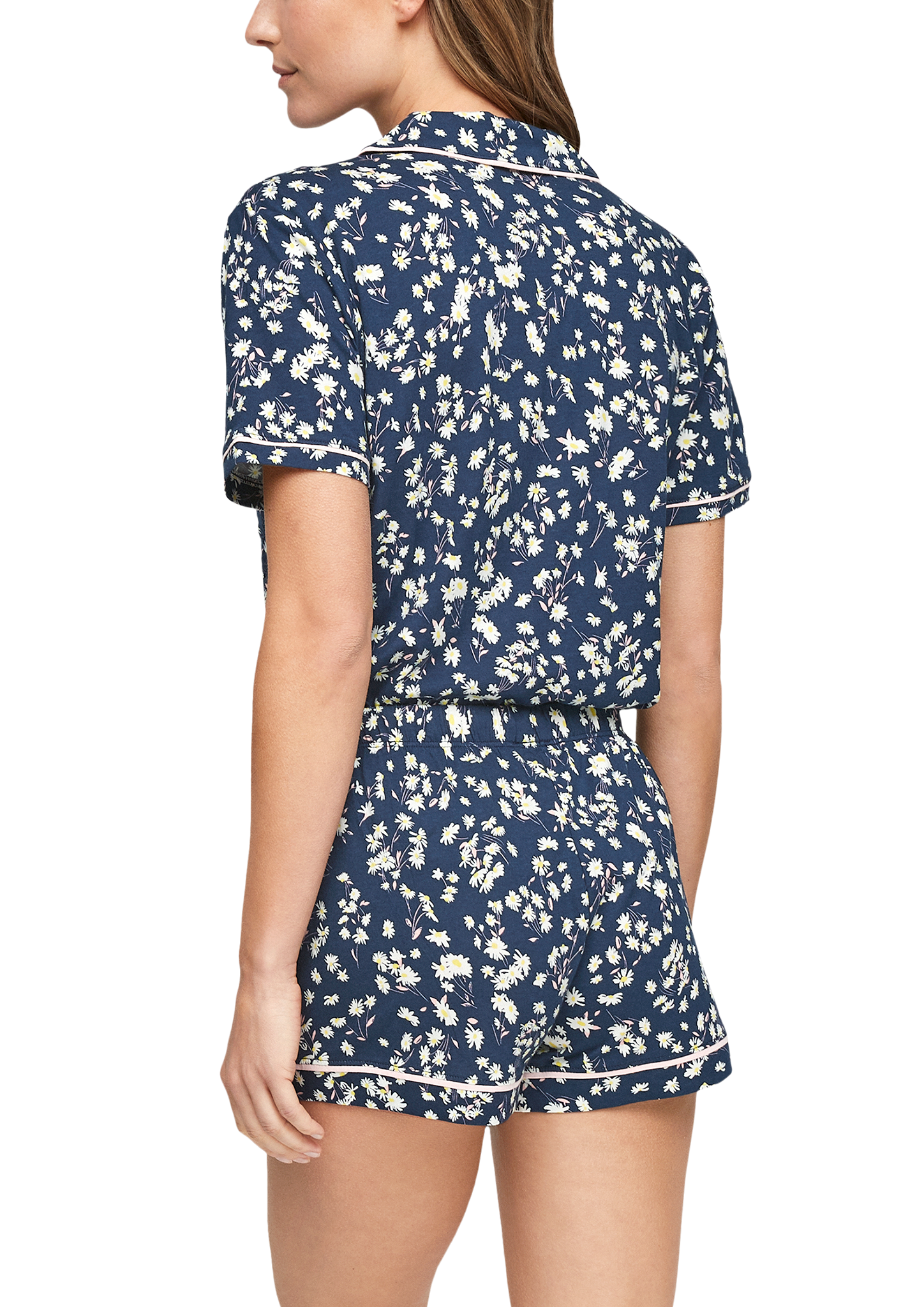 Thumbnail - Pyjama