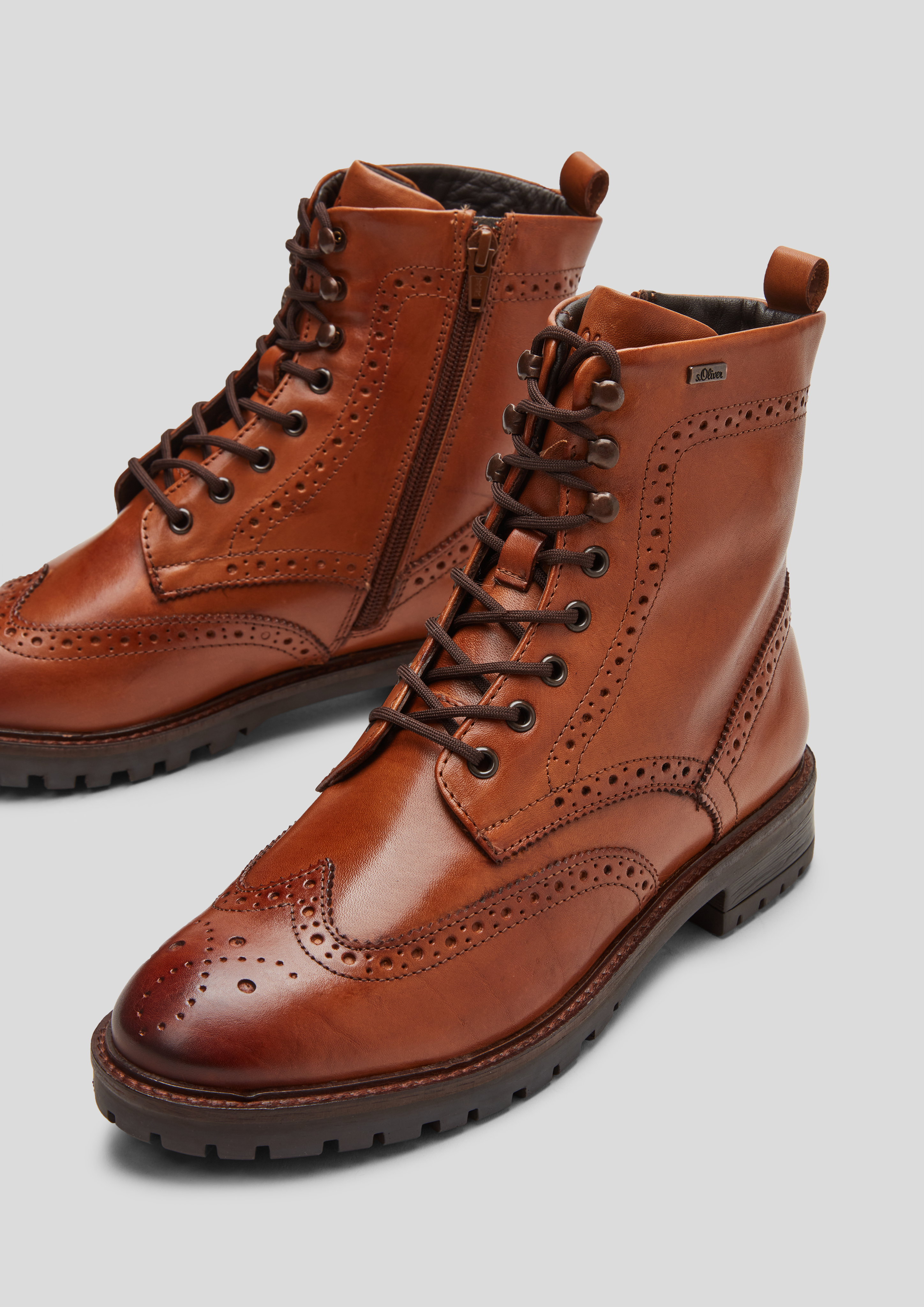 Enkellaarsjes in 305 & 001