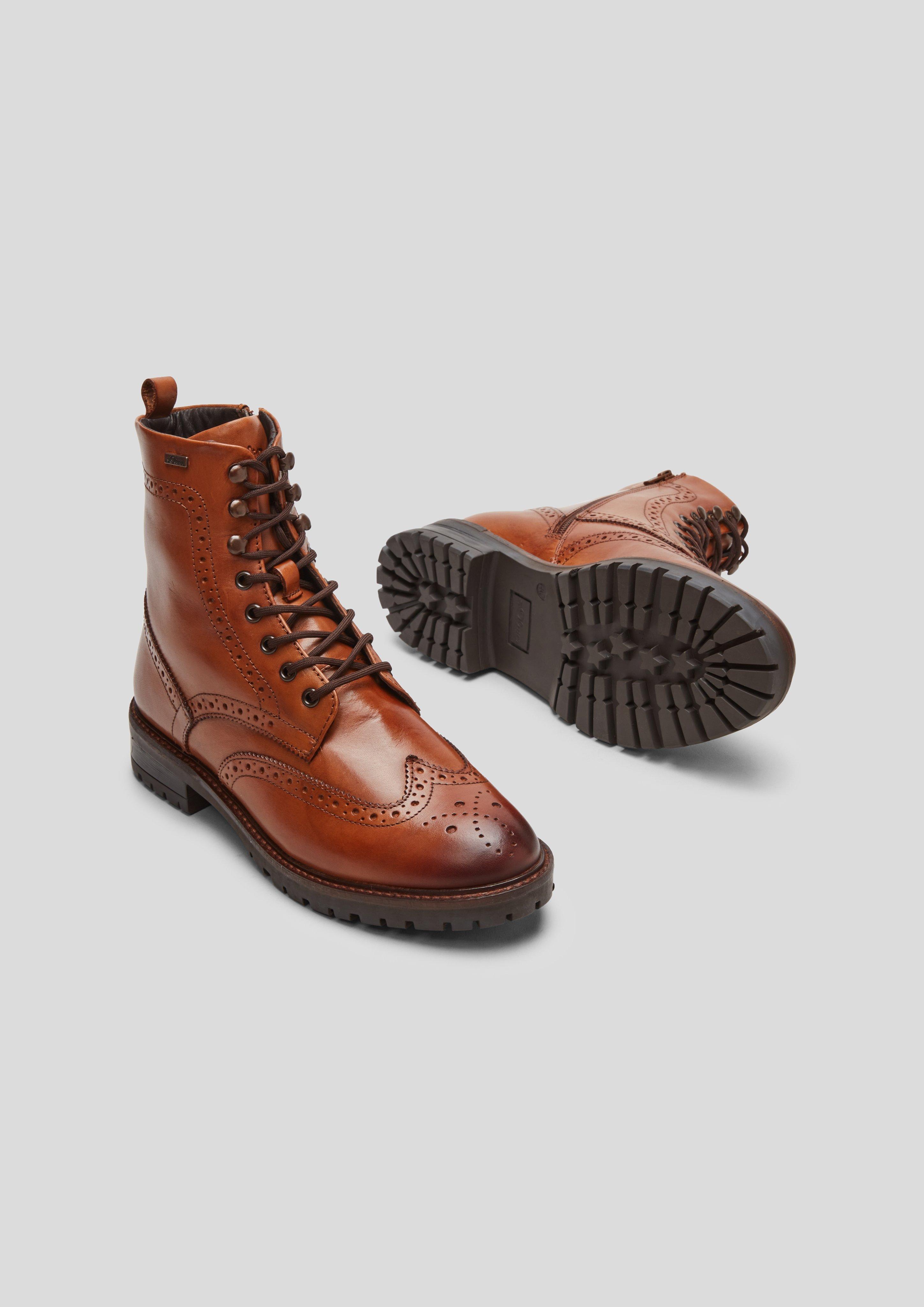 Enkellaarsjes in 305 & 001