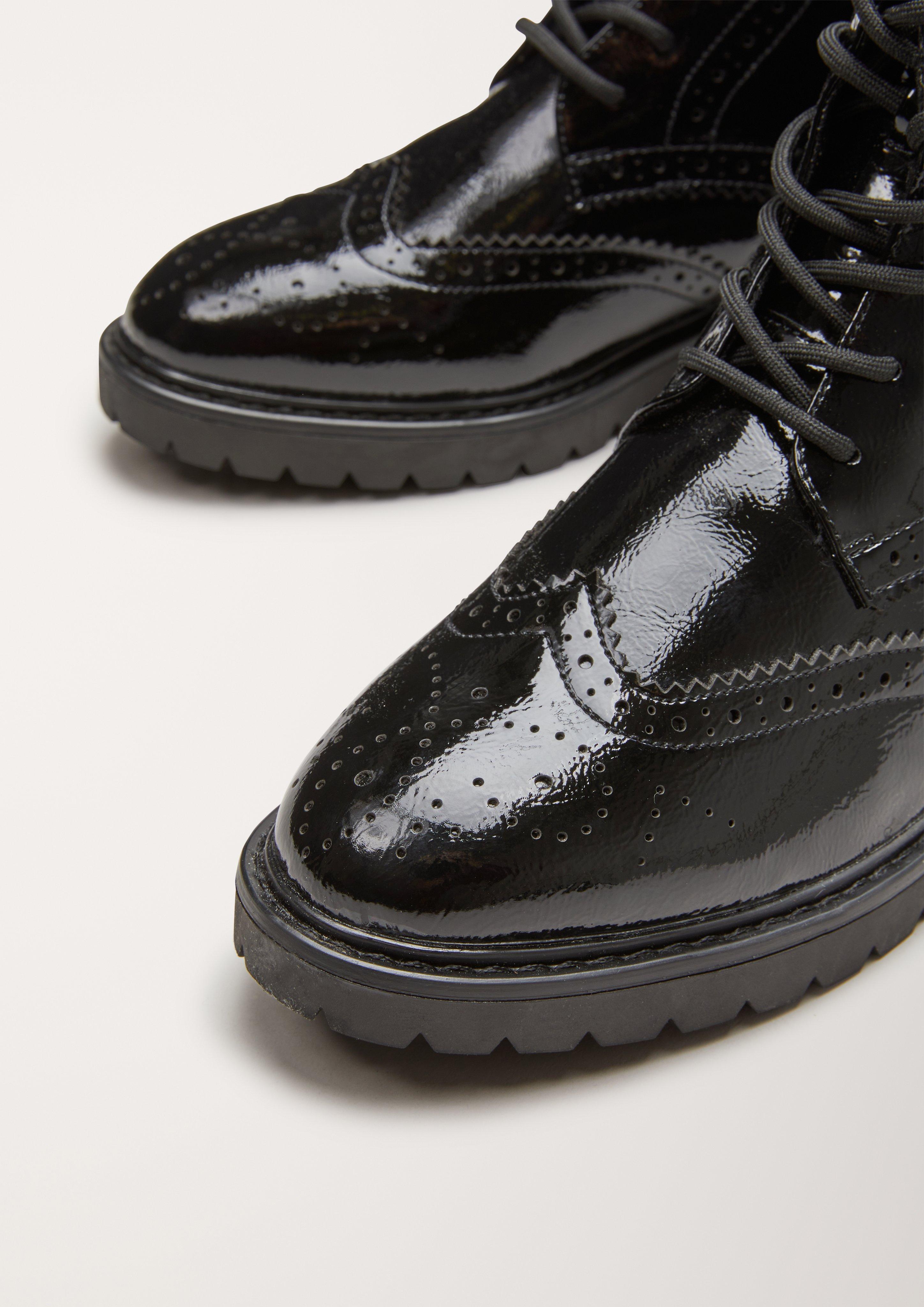 Stiefeletten in 018 & 039