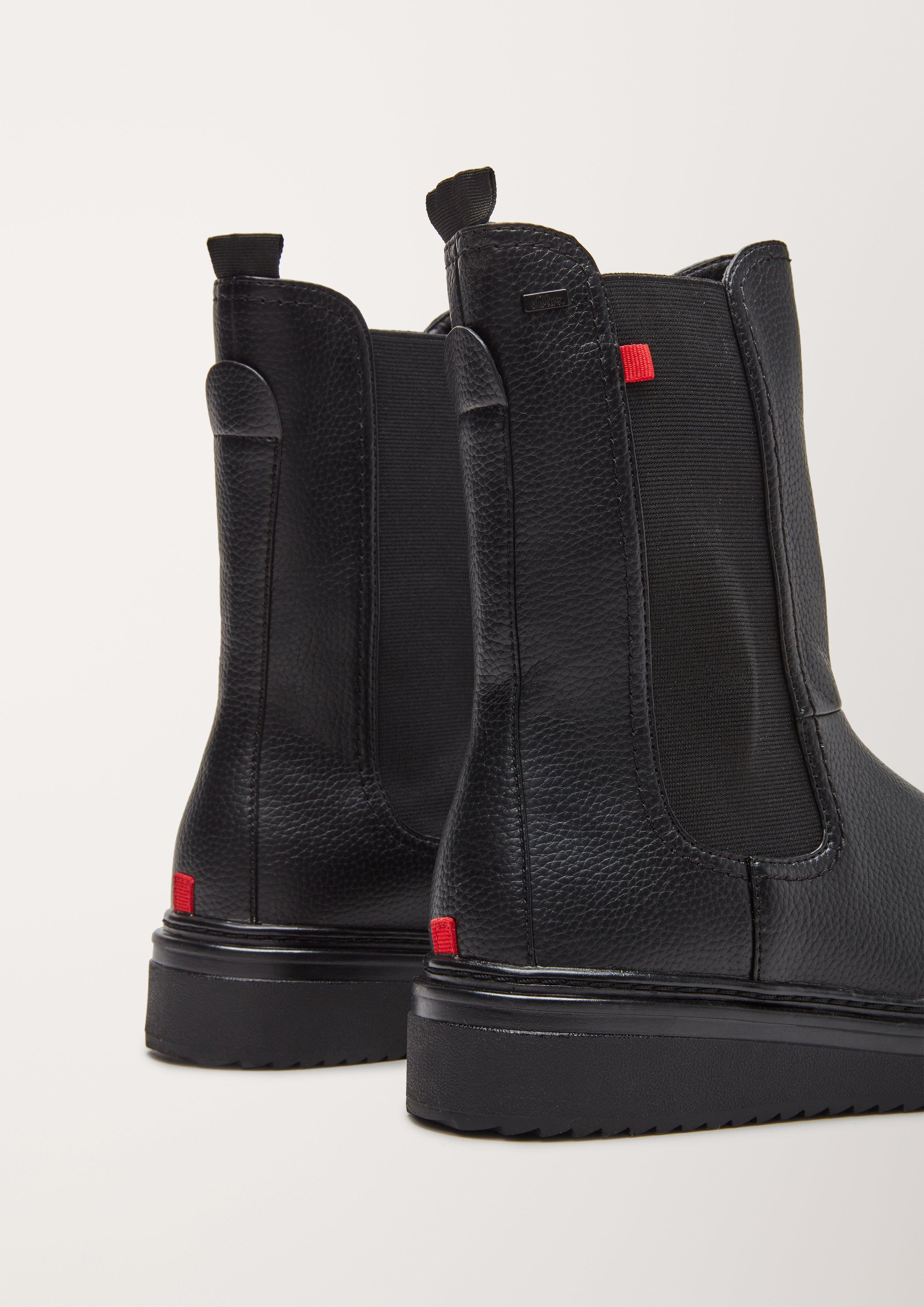 Laarzen in 001 & 018