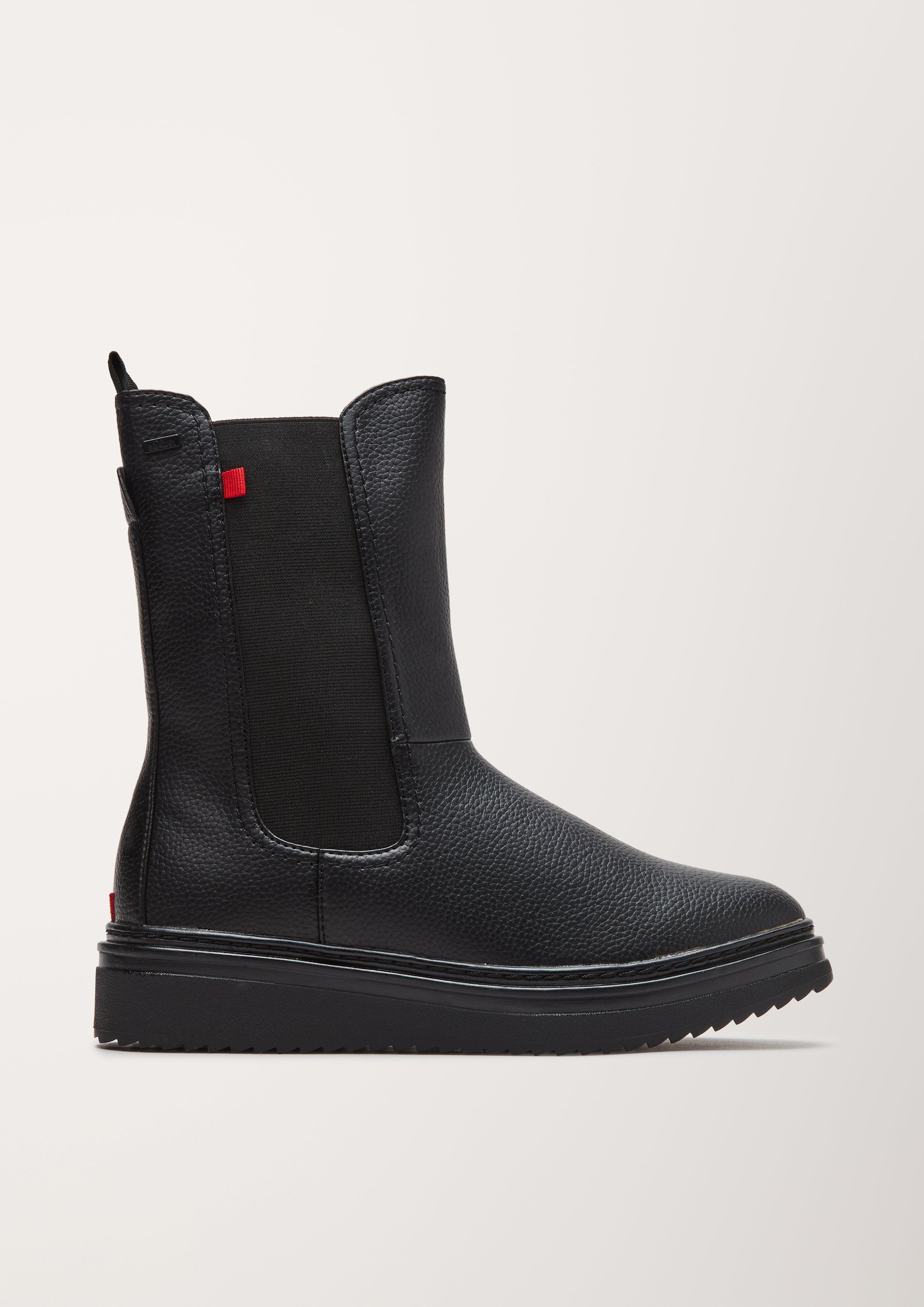 Laarzen in 001 & 018