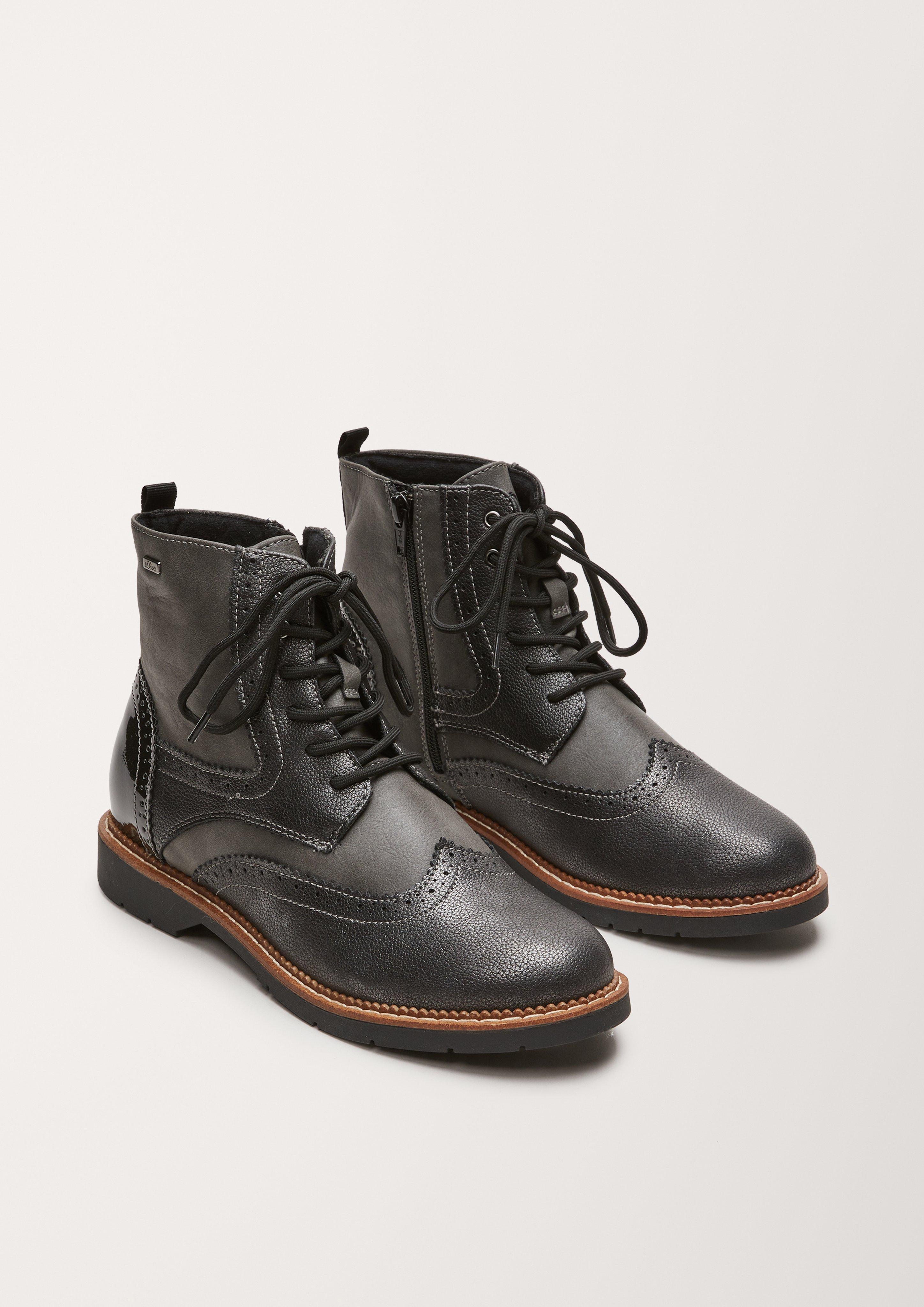 S.Oliver Boots in Lackleder-Optik