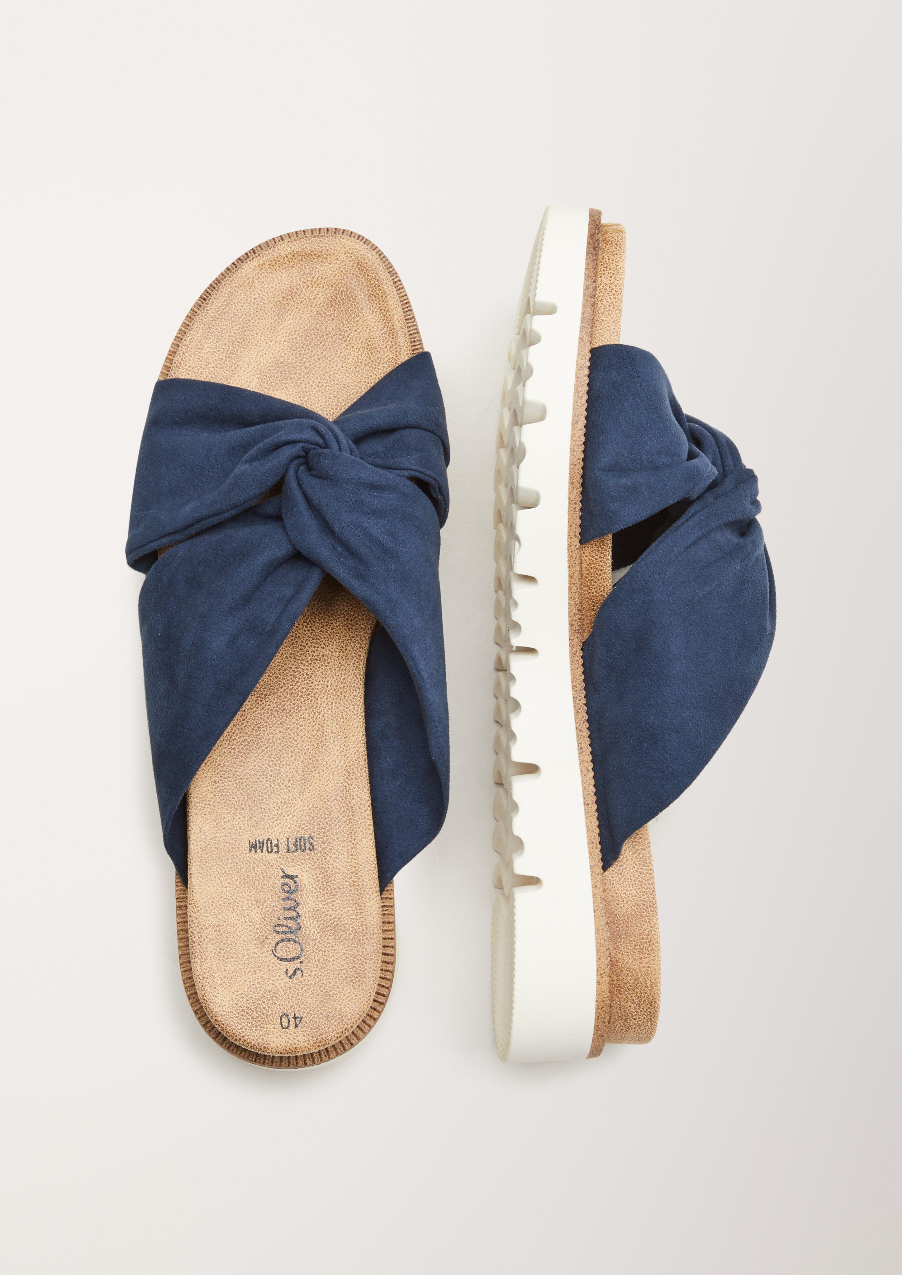 s.Oliver Pantoletten in Leder-Optik