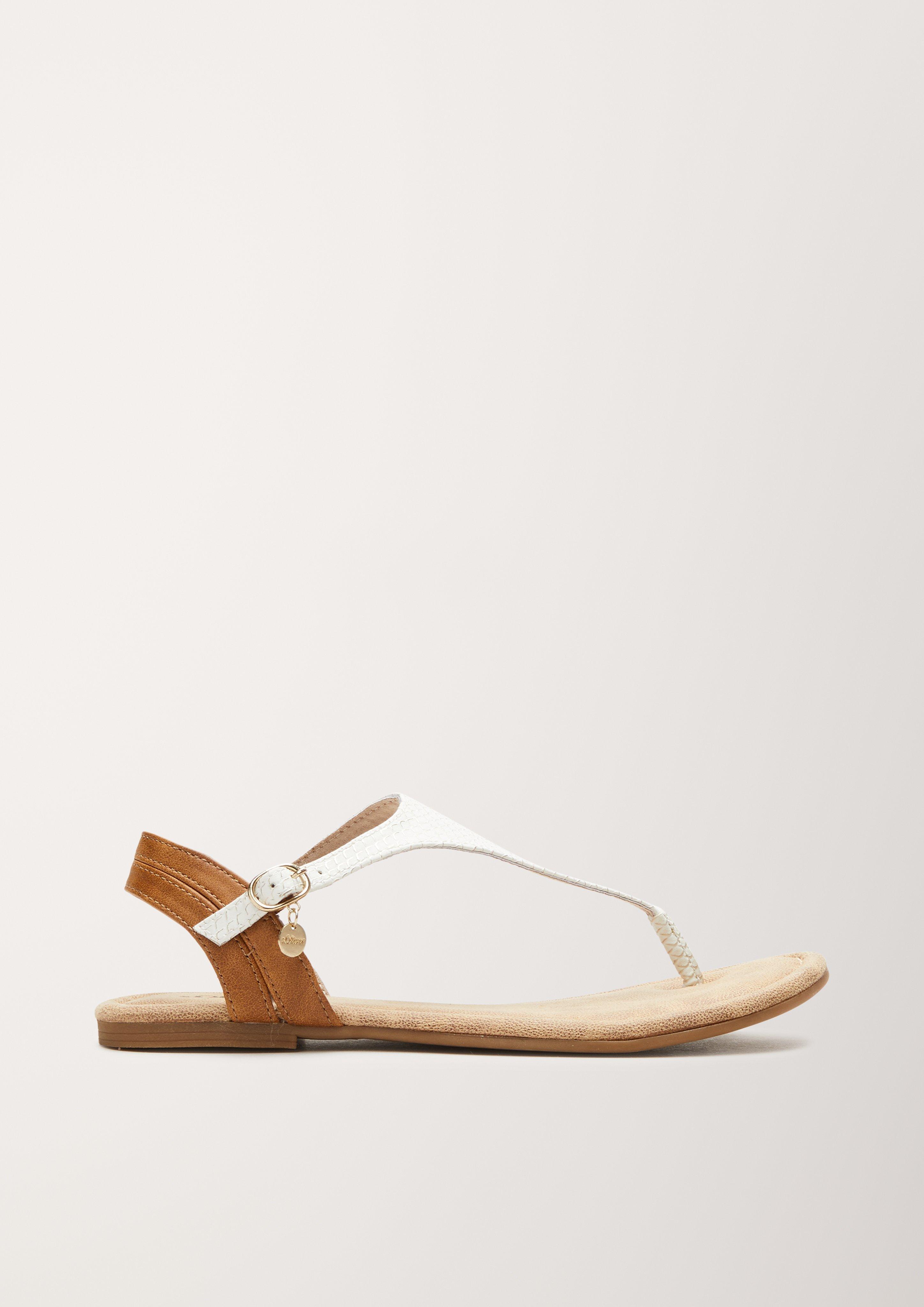 Sandalen in 141, 600 & 703