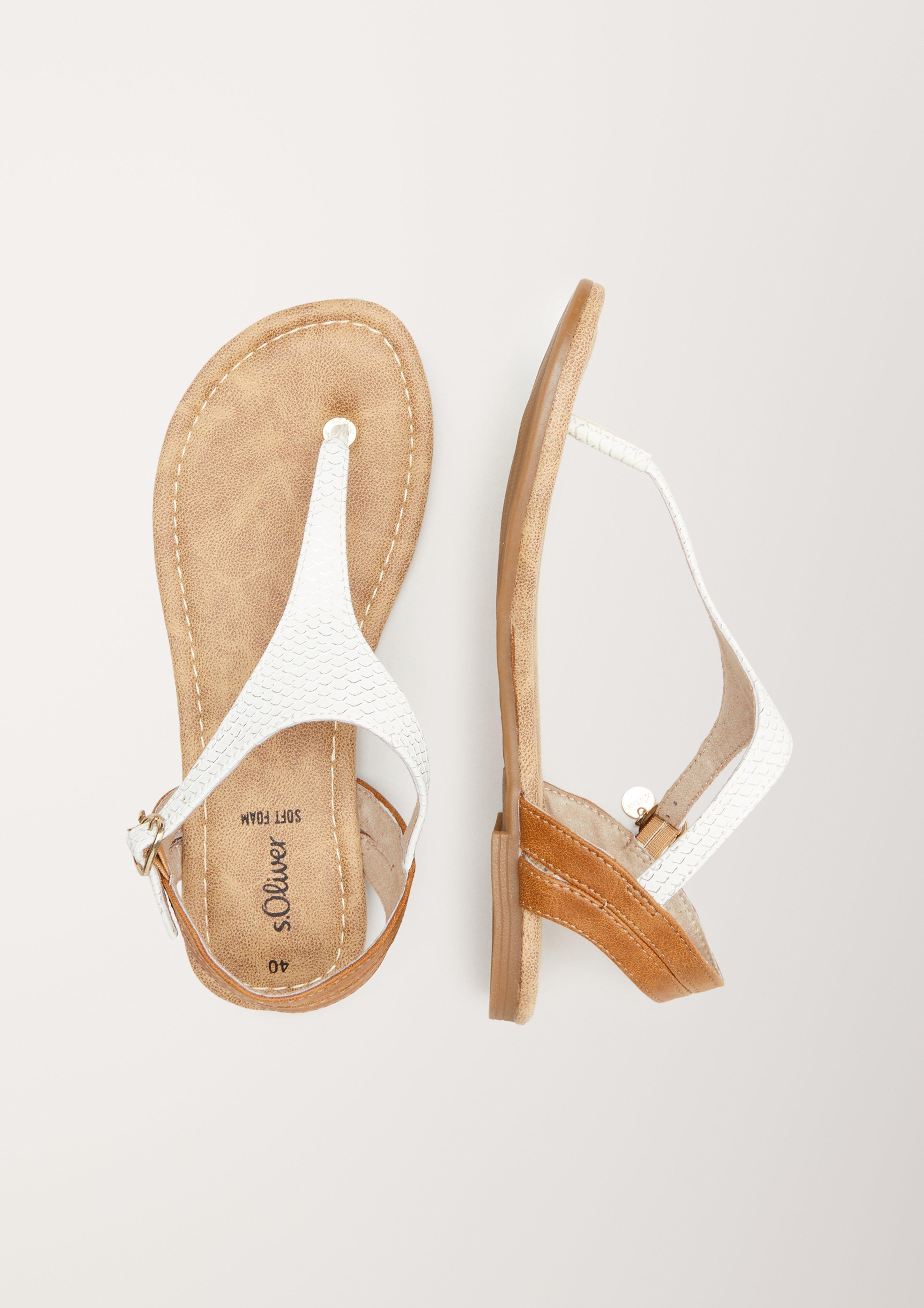 Sandalen in 141, 600 & 703