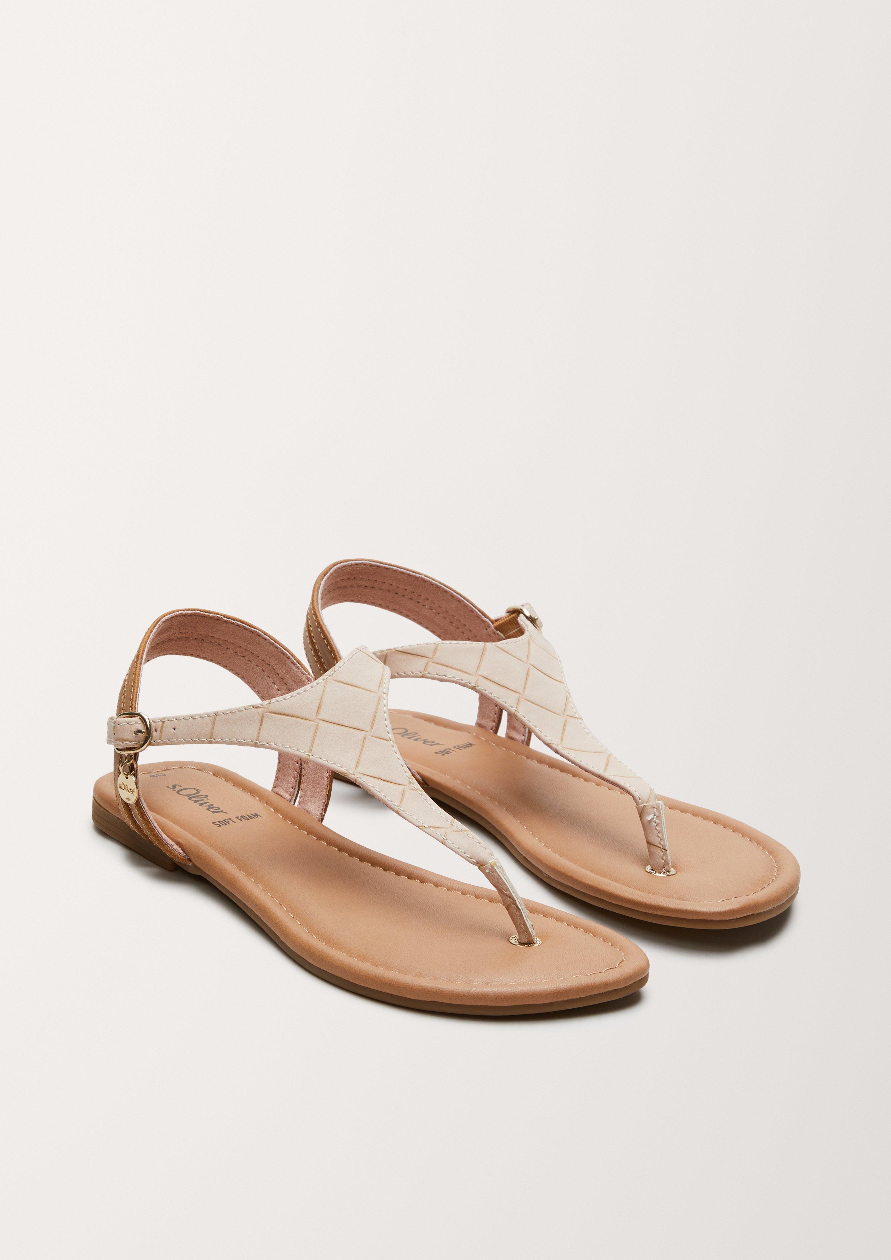 Sandalen in 544, 600 & 703