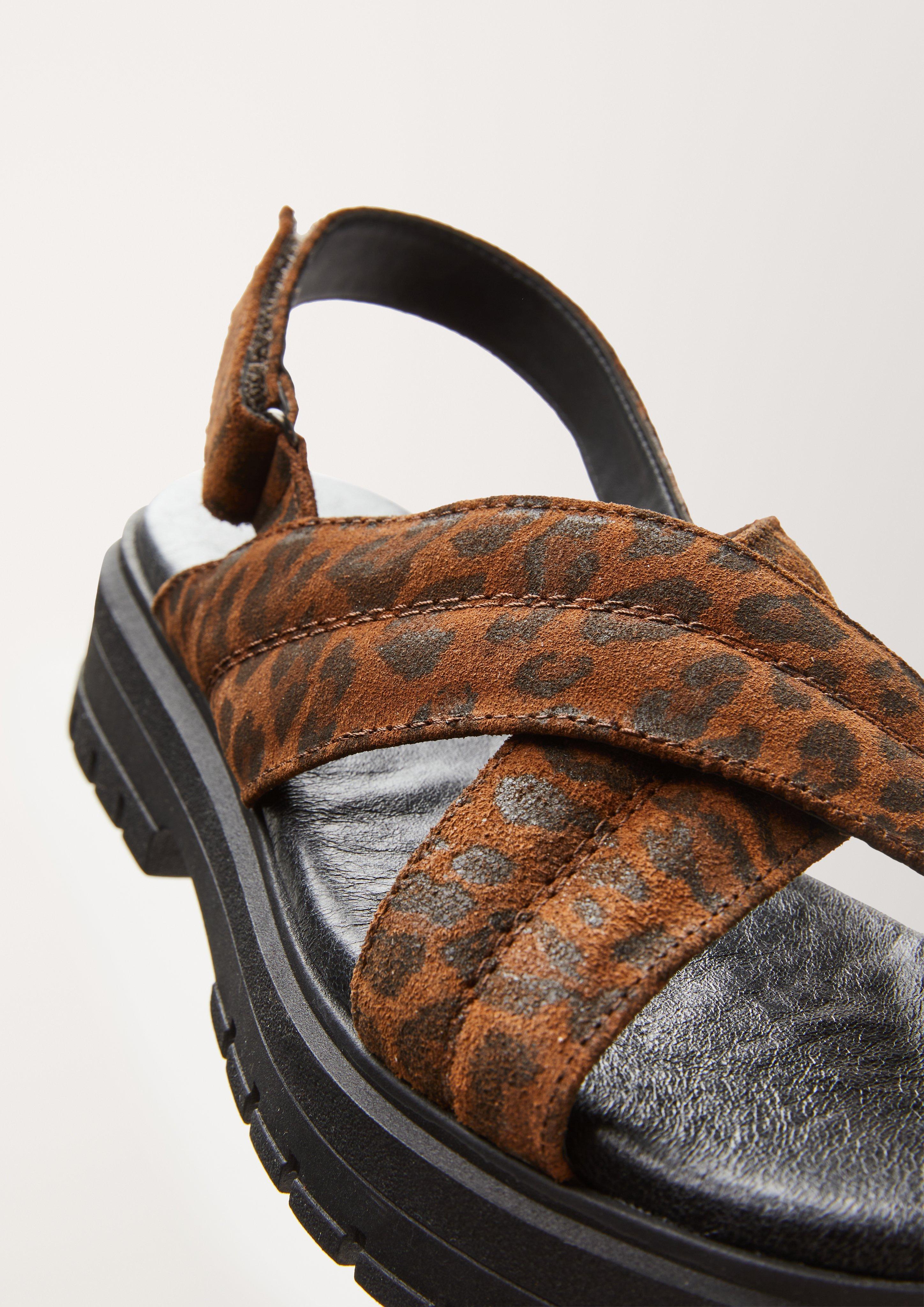 Sandalen in 921 & 001