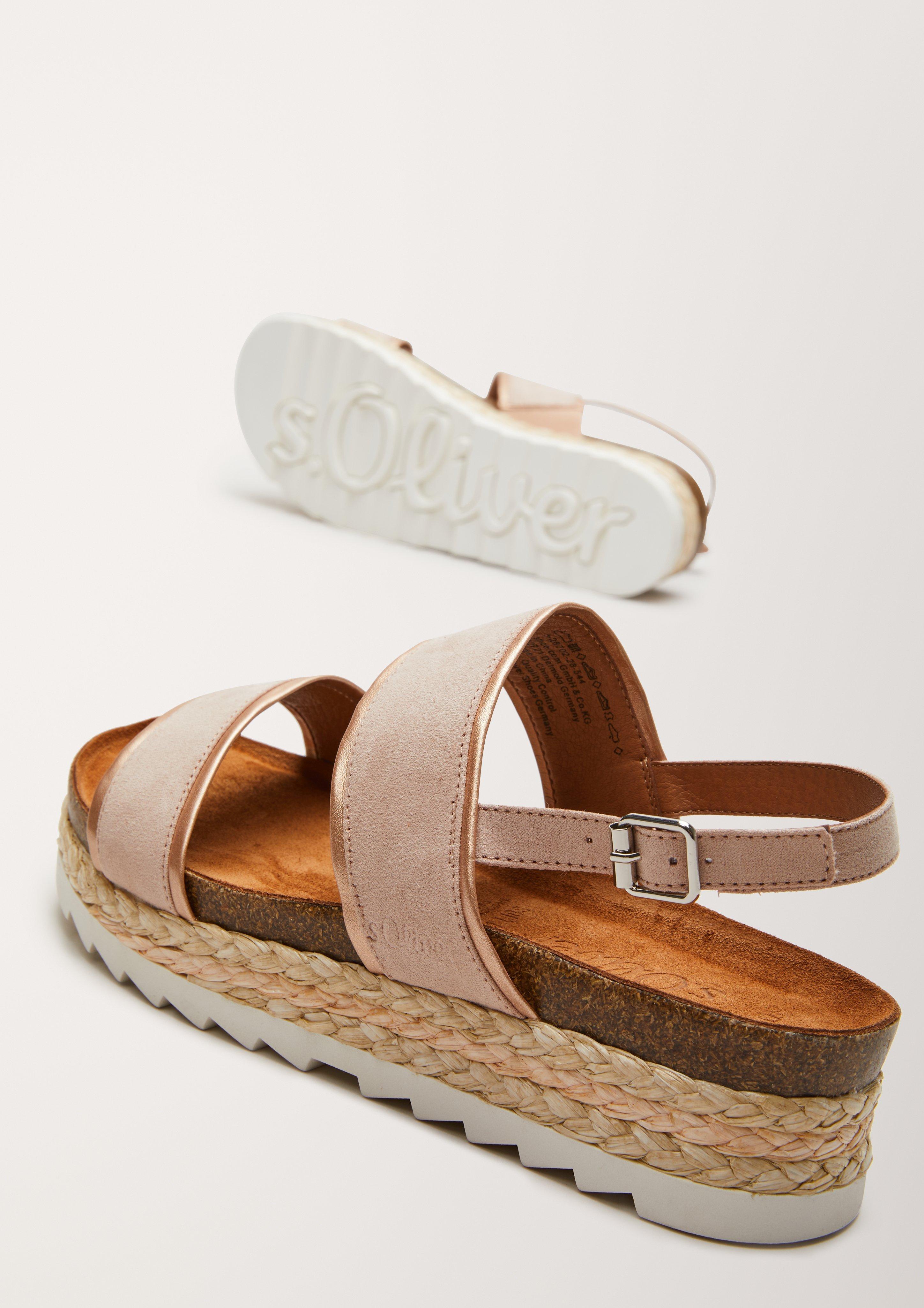 Sandalen in 544, 001, 728 & 600