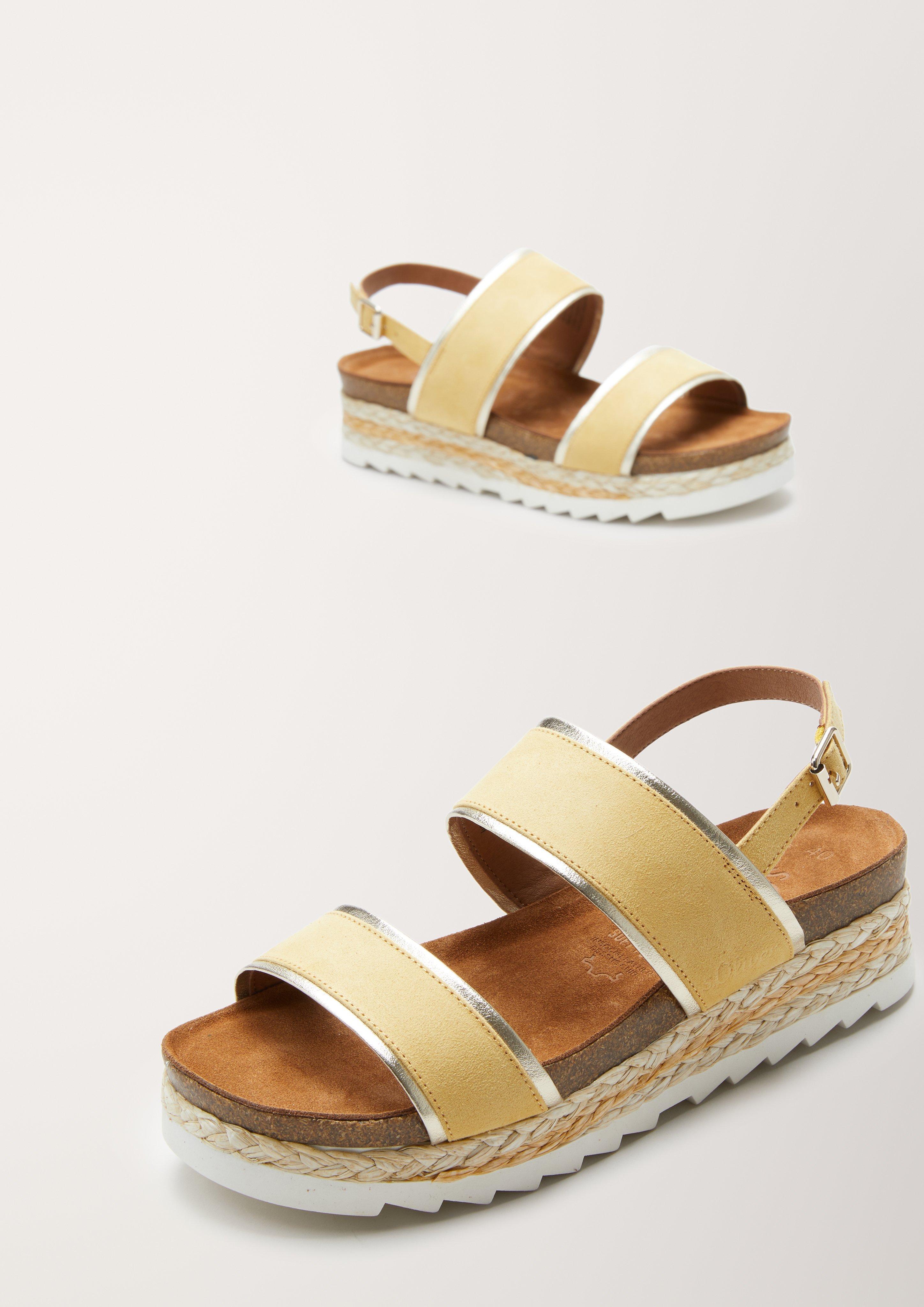 Sandalen in 600, 001 & 728