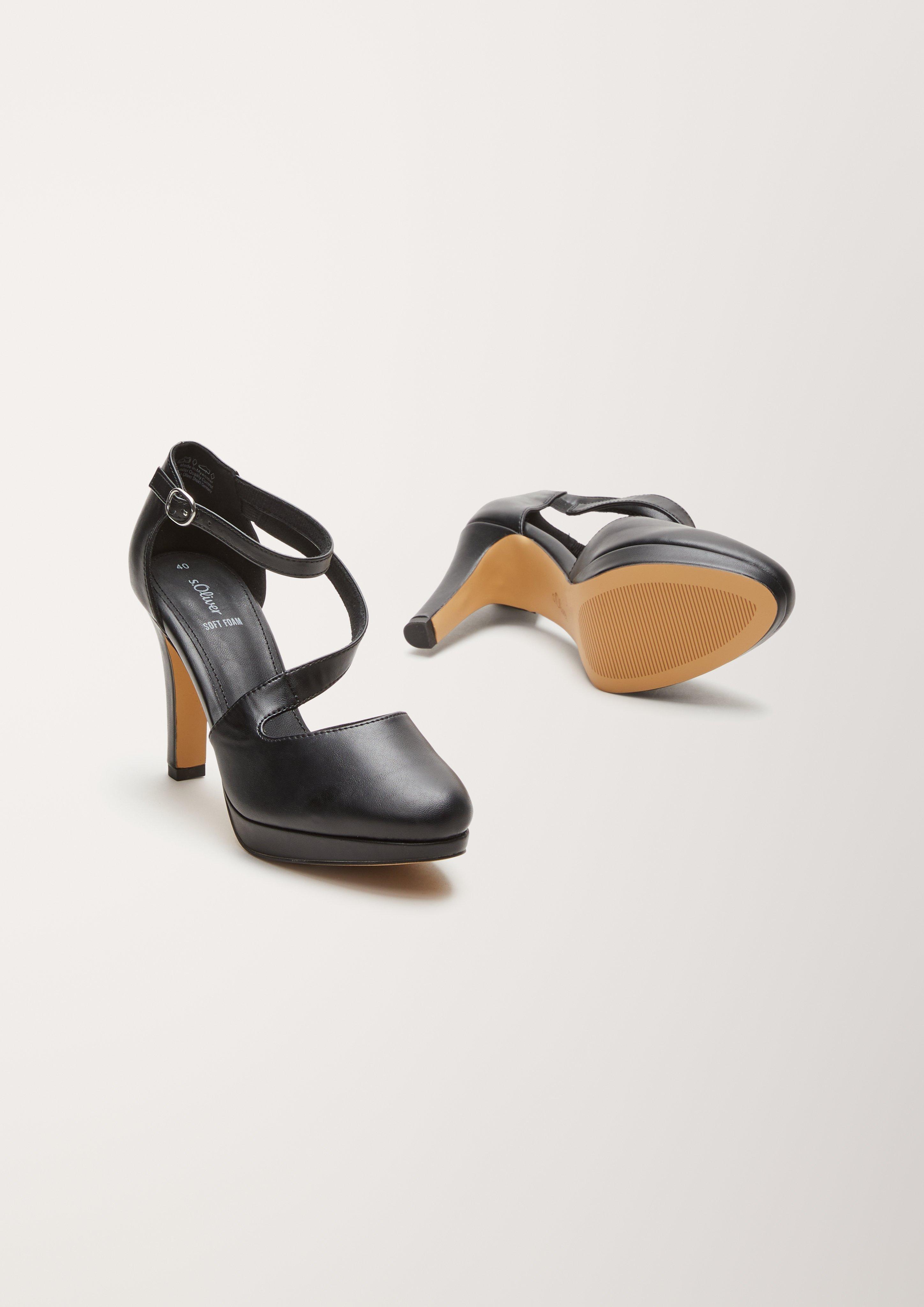 Damen Slipper in schwarz von s.Oliver