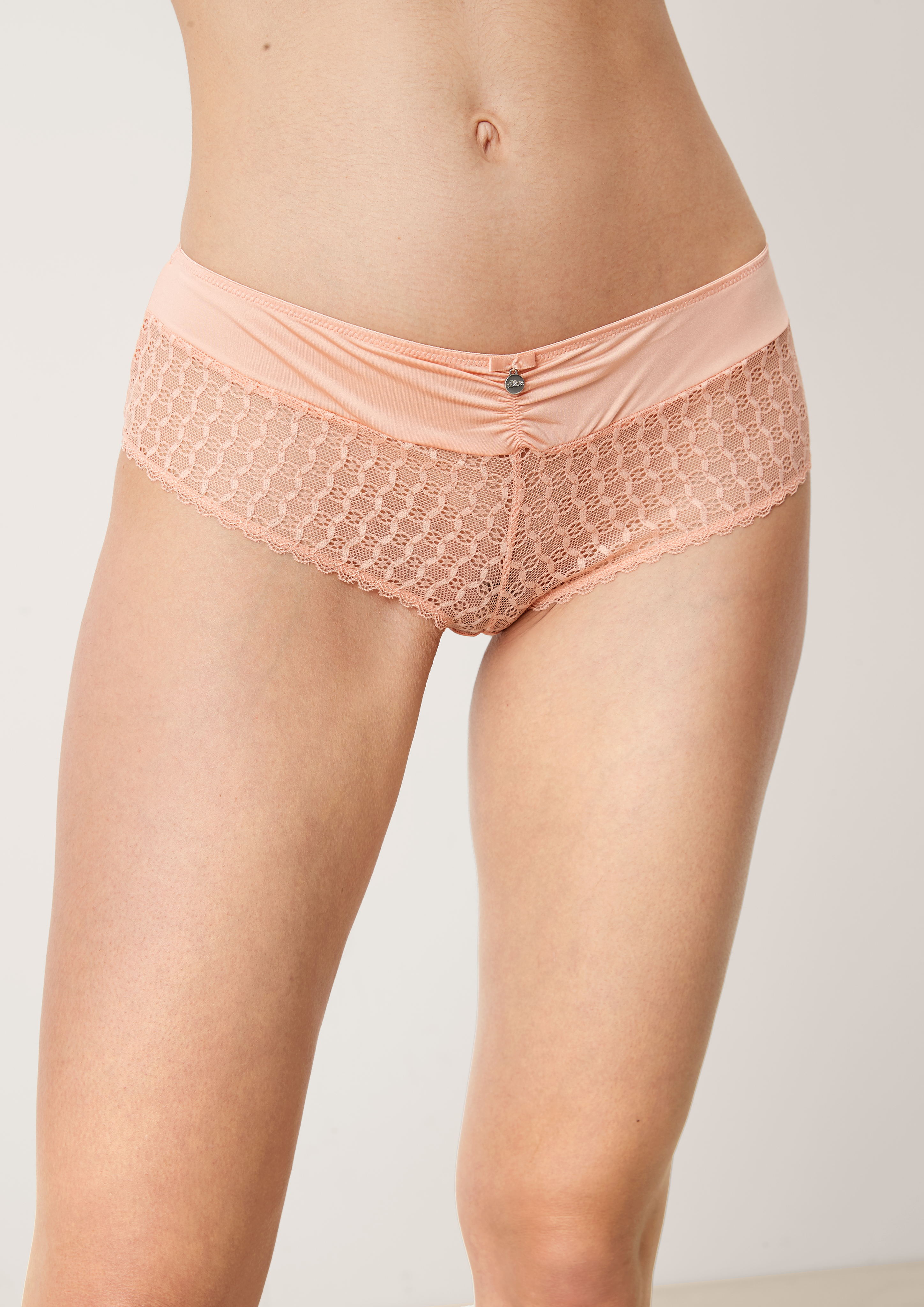 Panty in 4502, 9898, 0900 & 6200