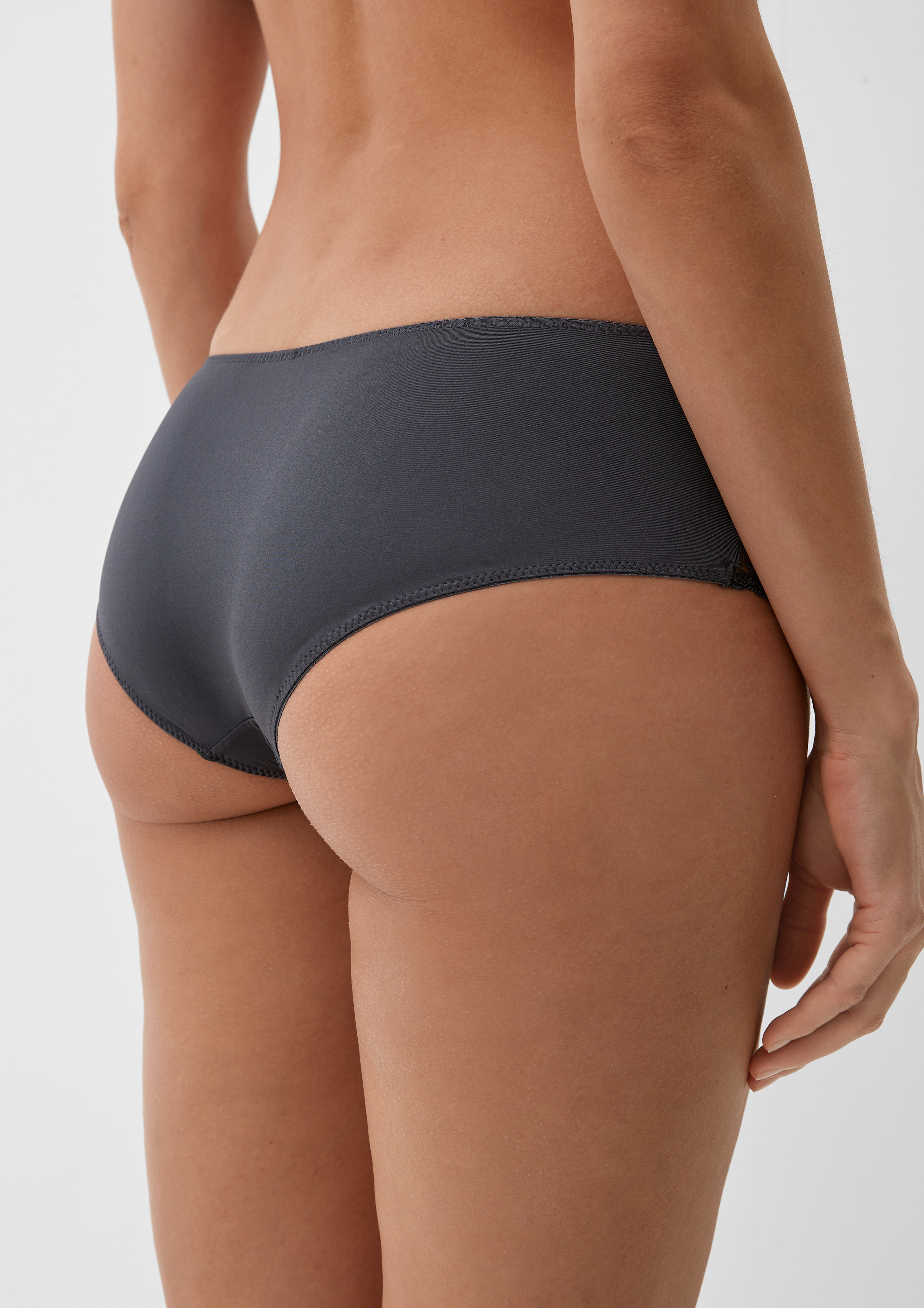 Panty in 9898, 4502, 0900 & 6200