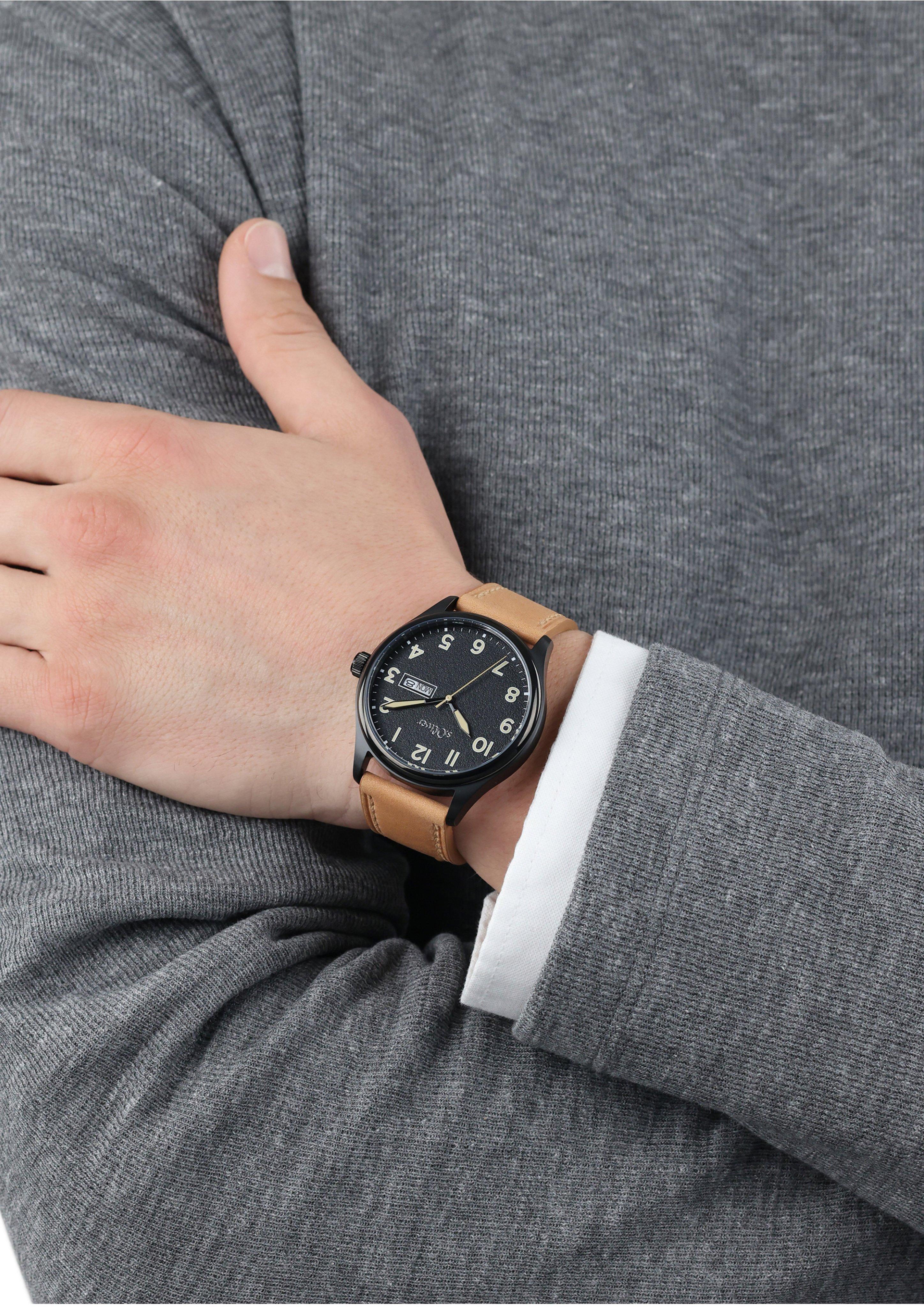 s.Oliver Schwarze Edelstahluhr mit Lederarmband