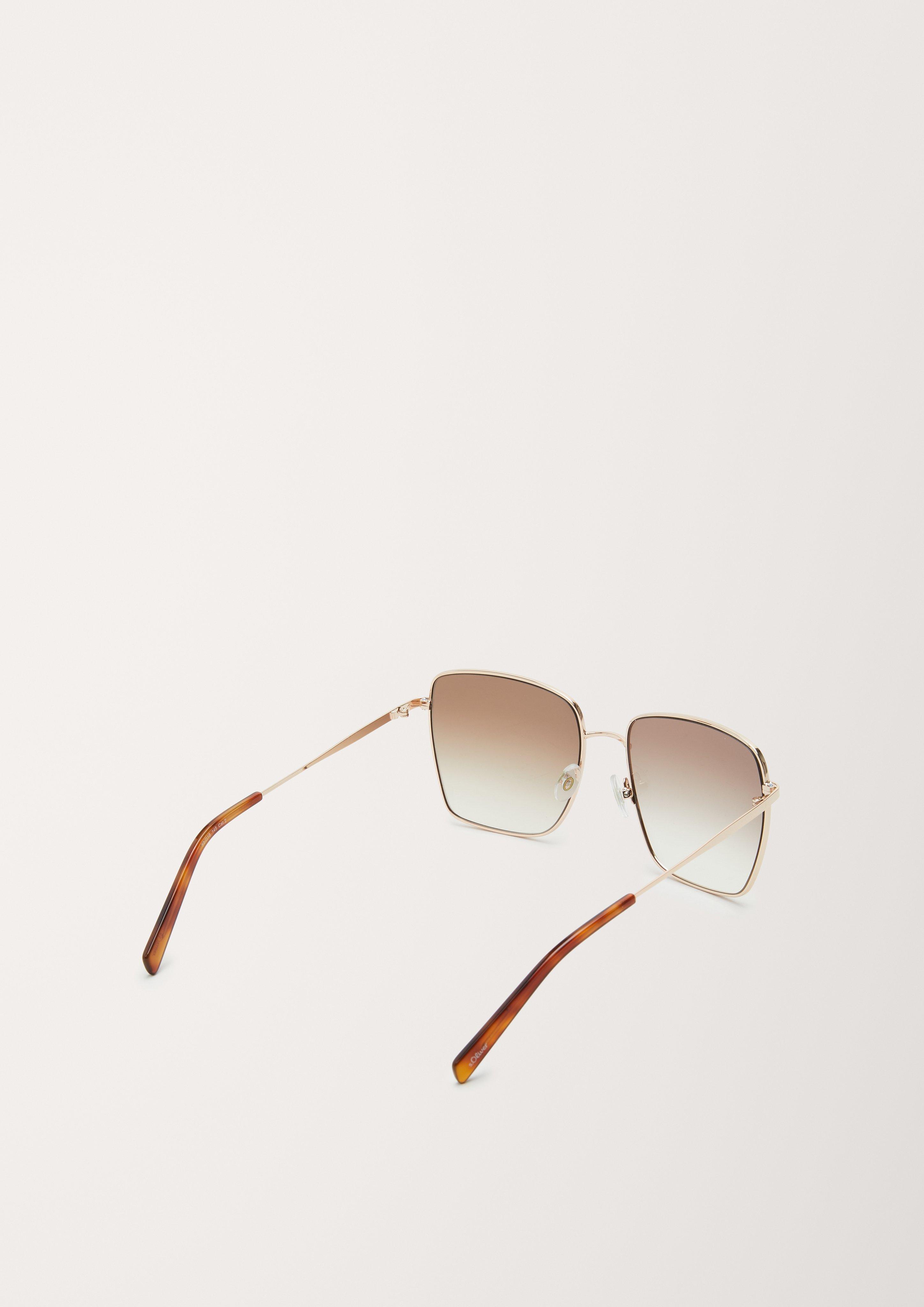 Sončna očala in 100