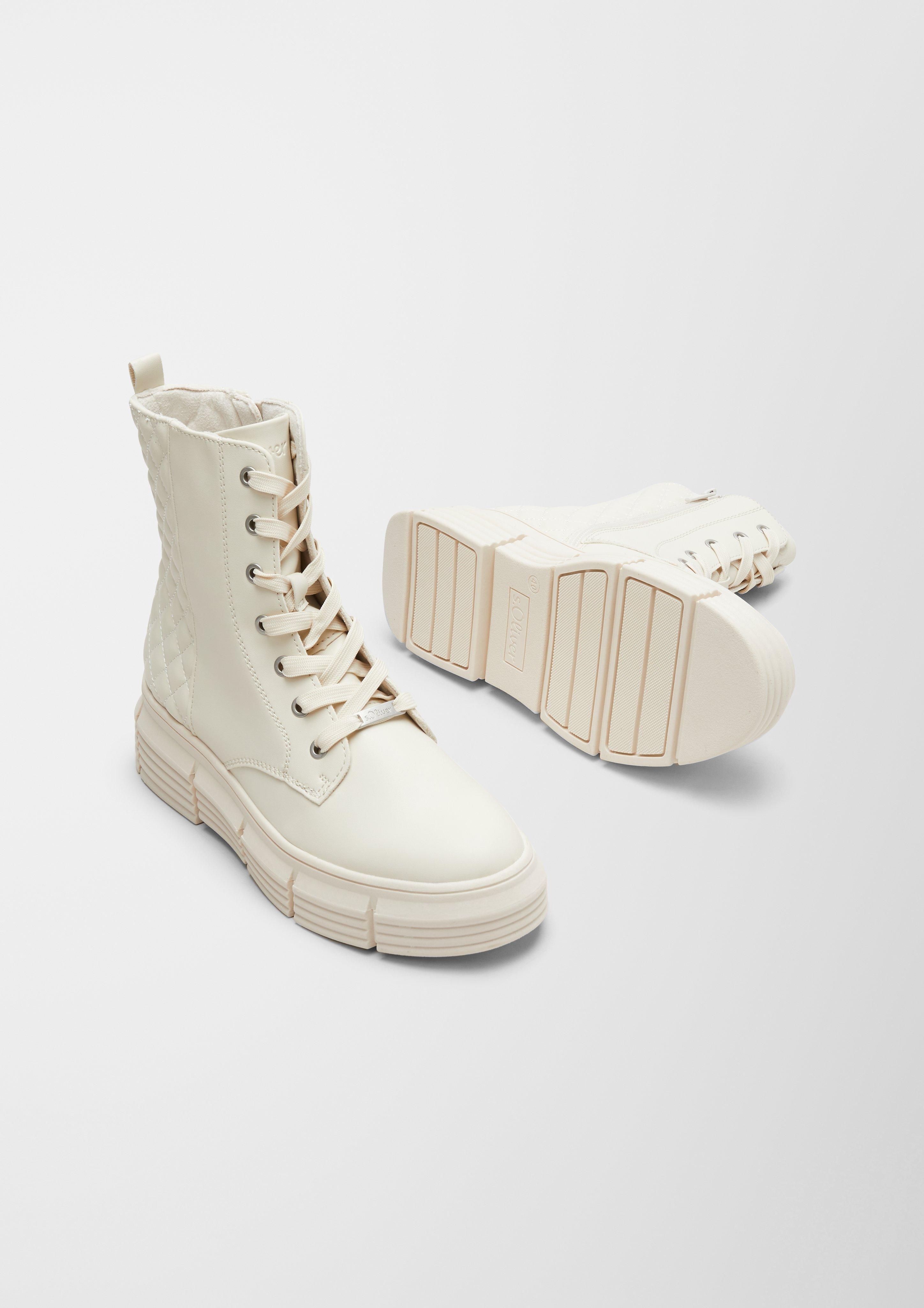 s.Oliver Schnürboots mit Steppung