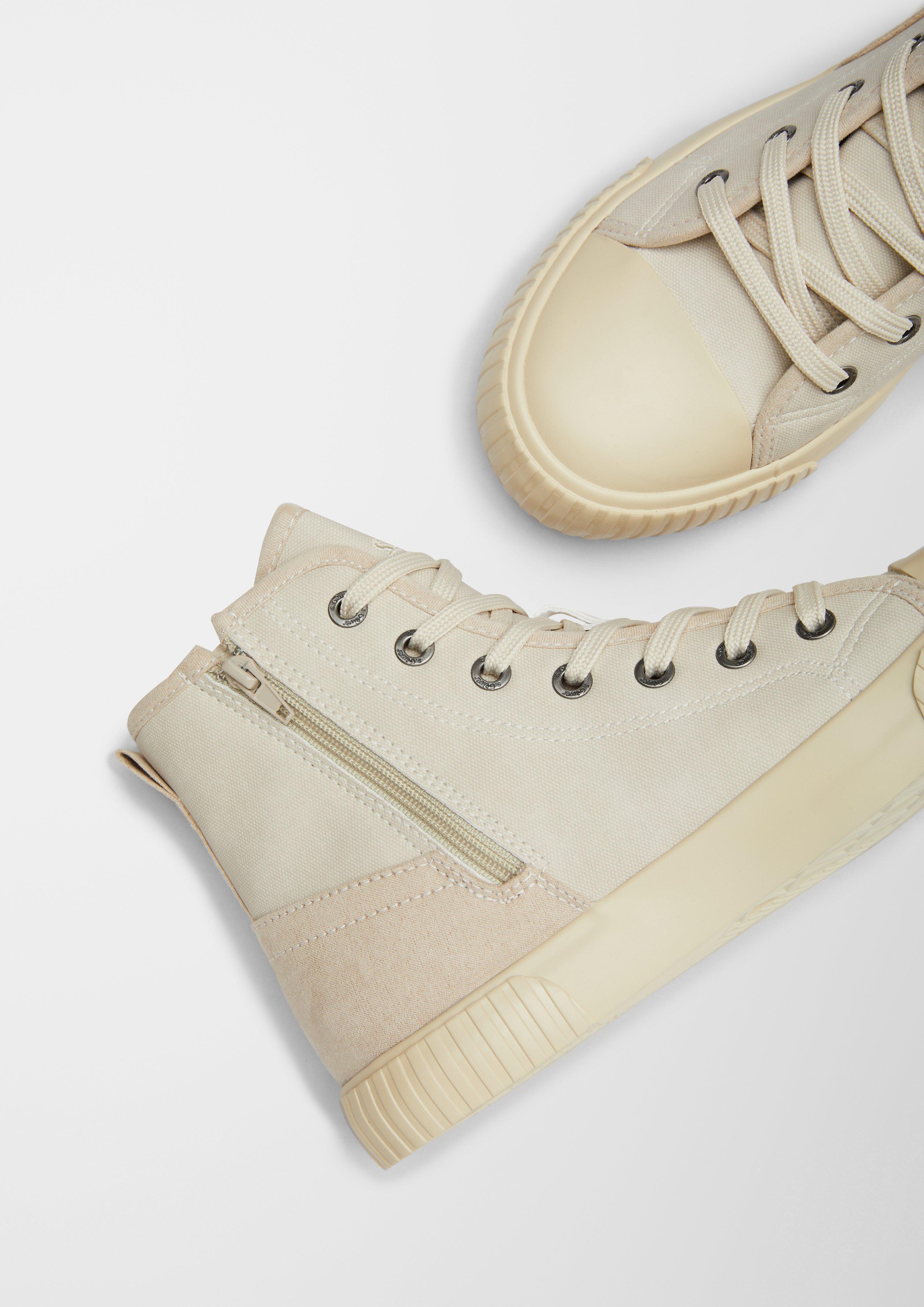 Škornji in 400 & 701