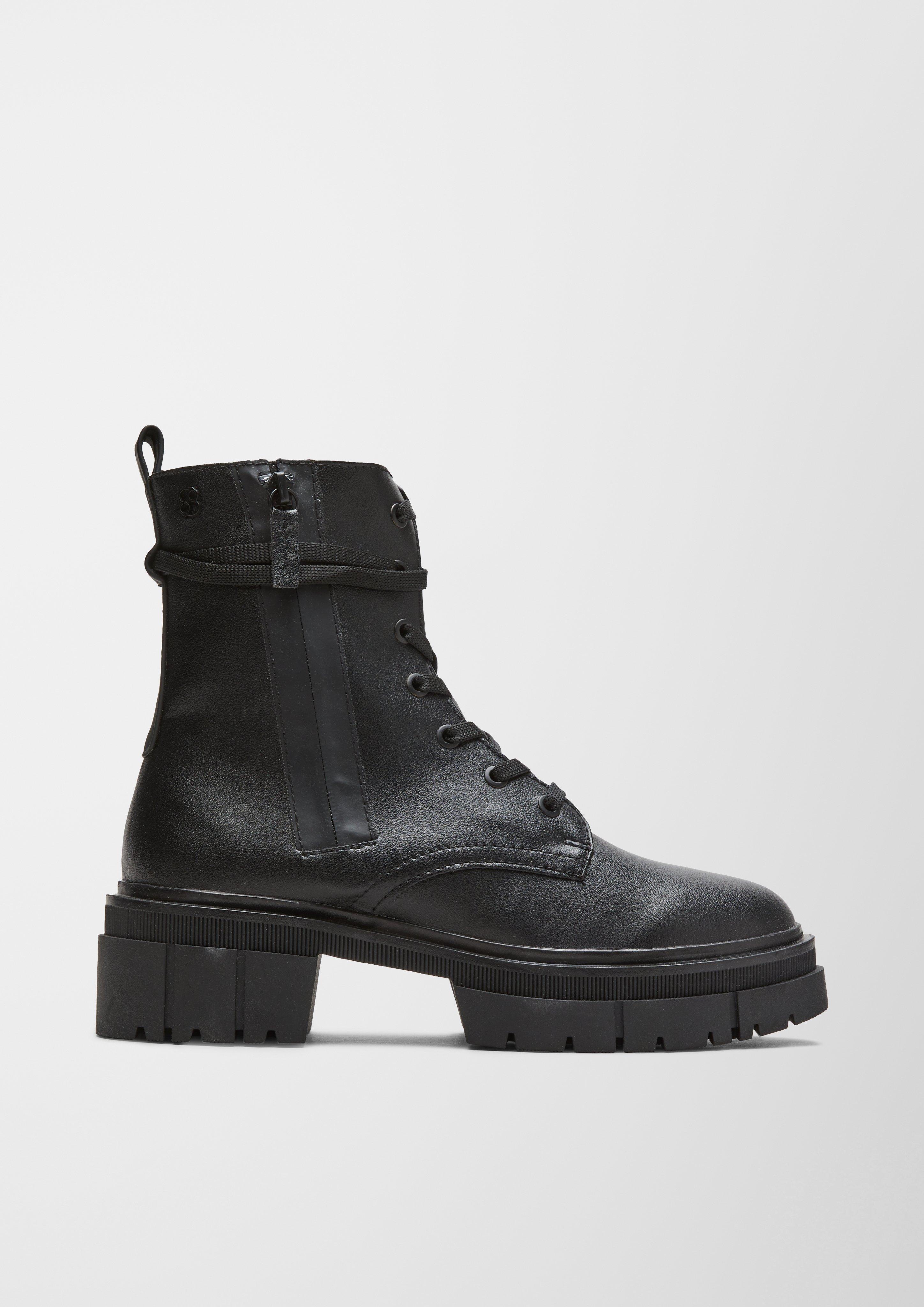 Bottes in 007, 018 & 344