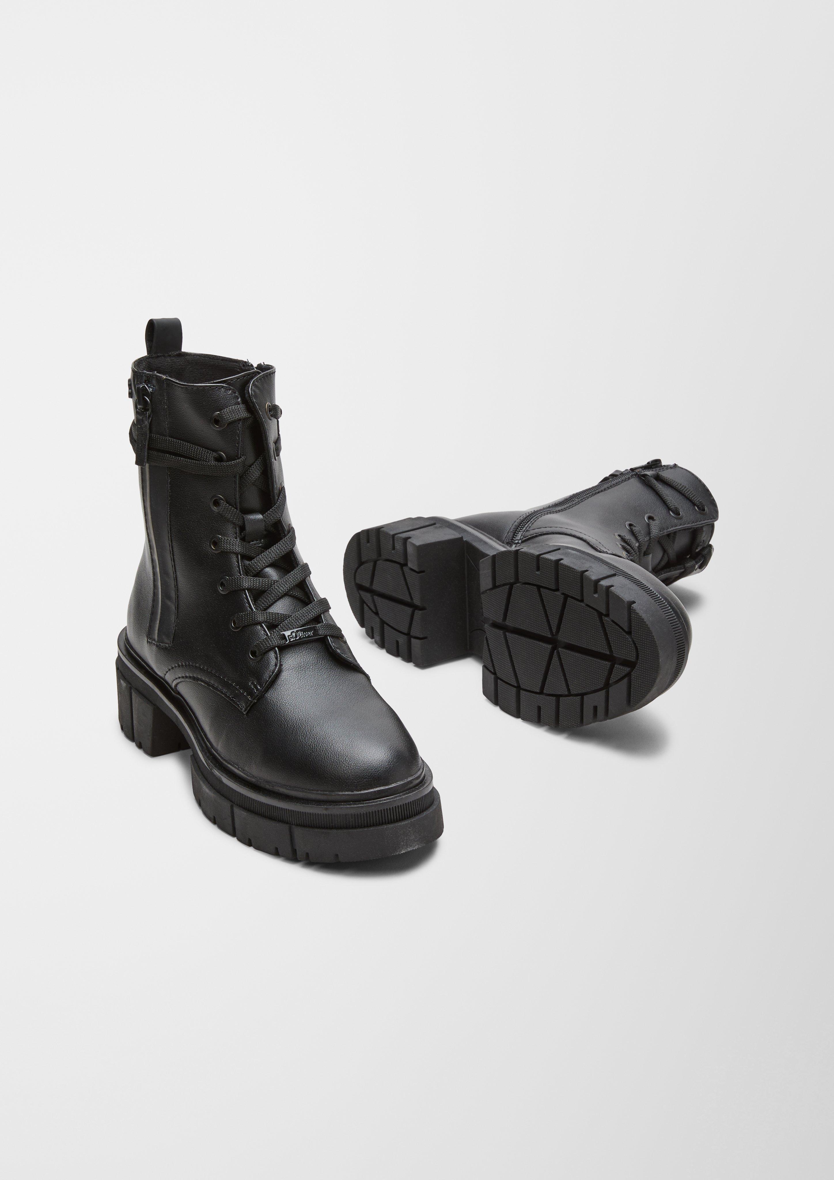 s.Oliver Boots in Lackleder-Optik